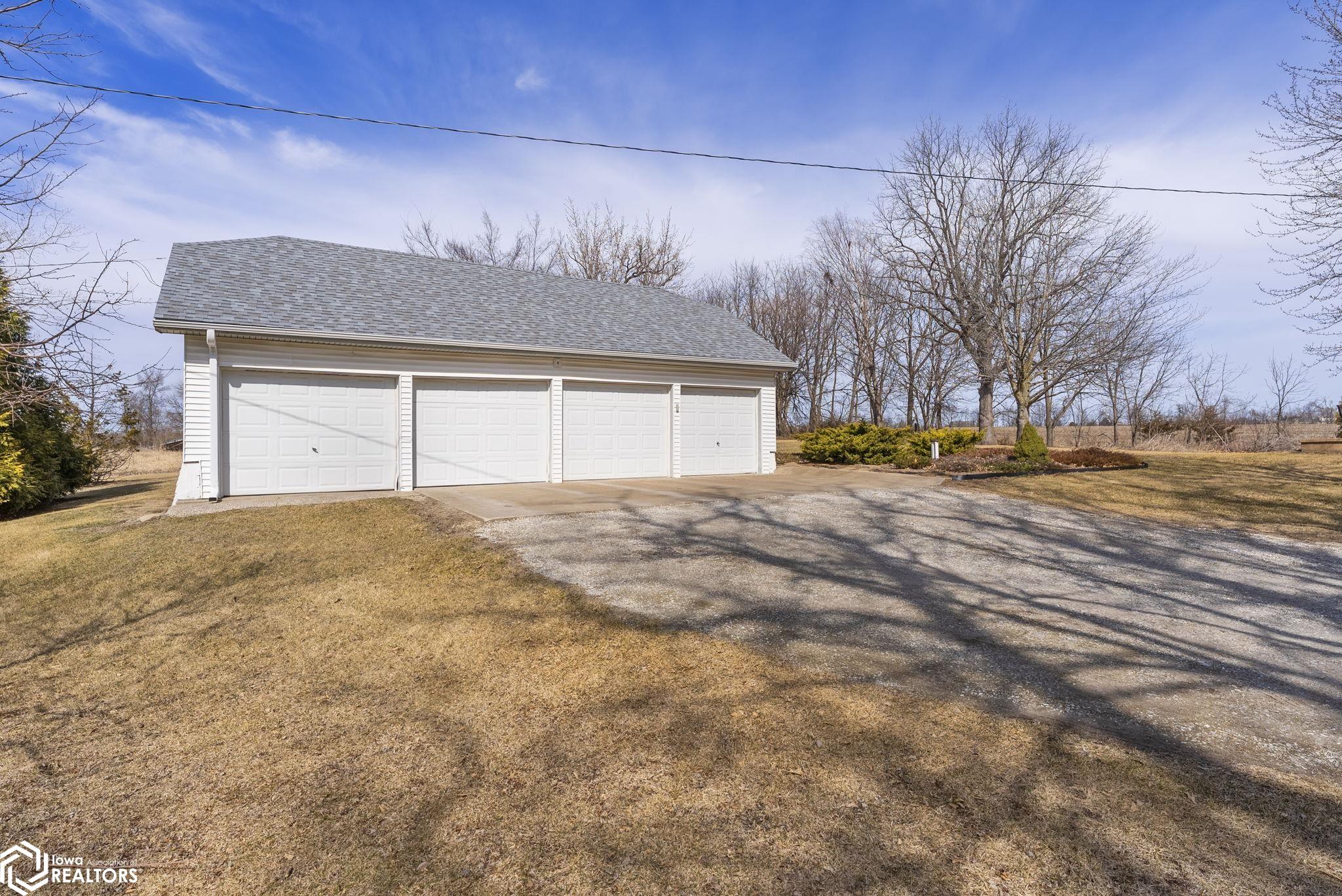 2545 Hwy 1, Washington, Iowa image 5