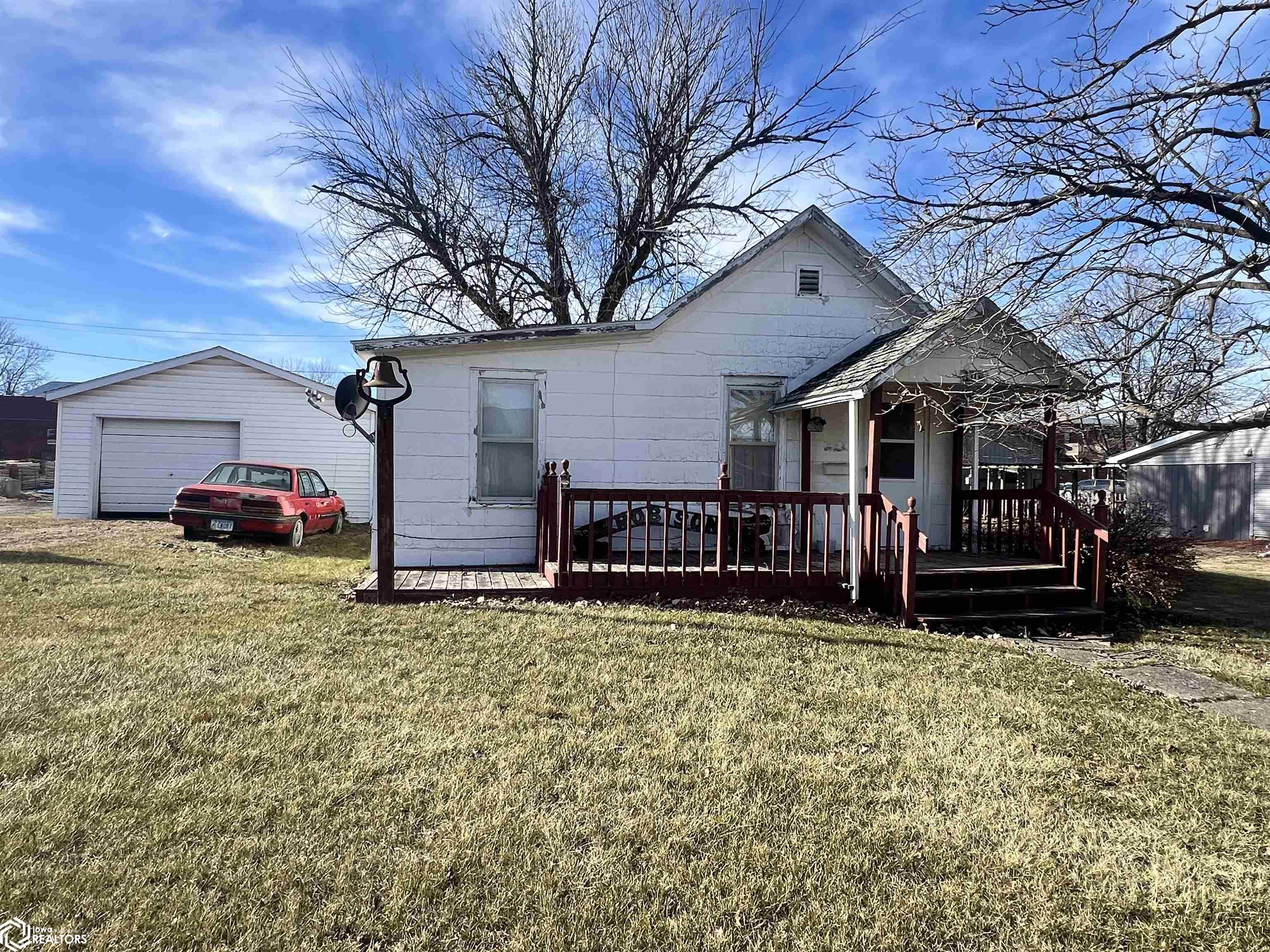 104 Plank, Pulaski, Iowa image 1