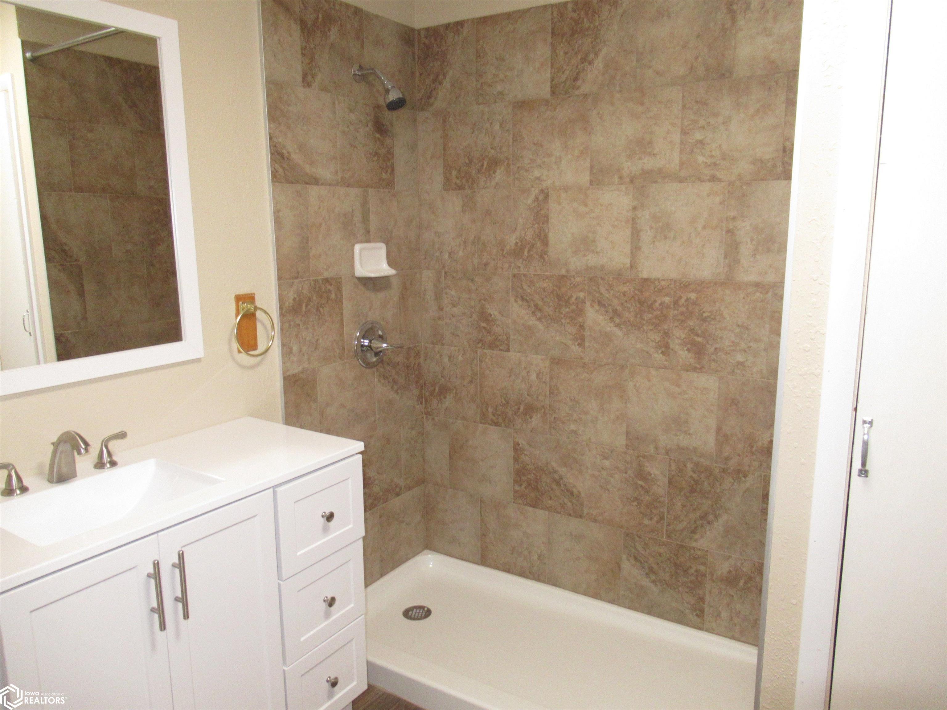 1401 Timea Street, Keokuk, Iowa image 18
