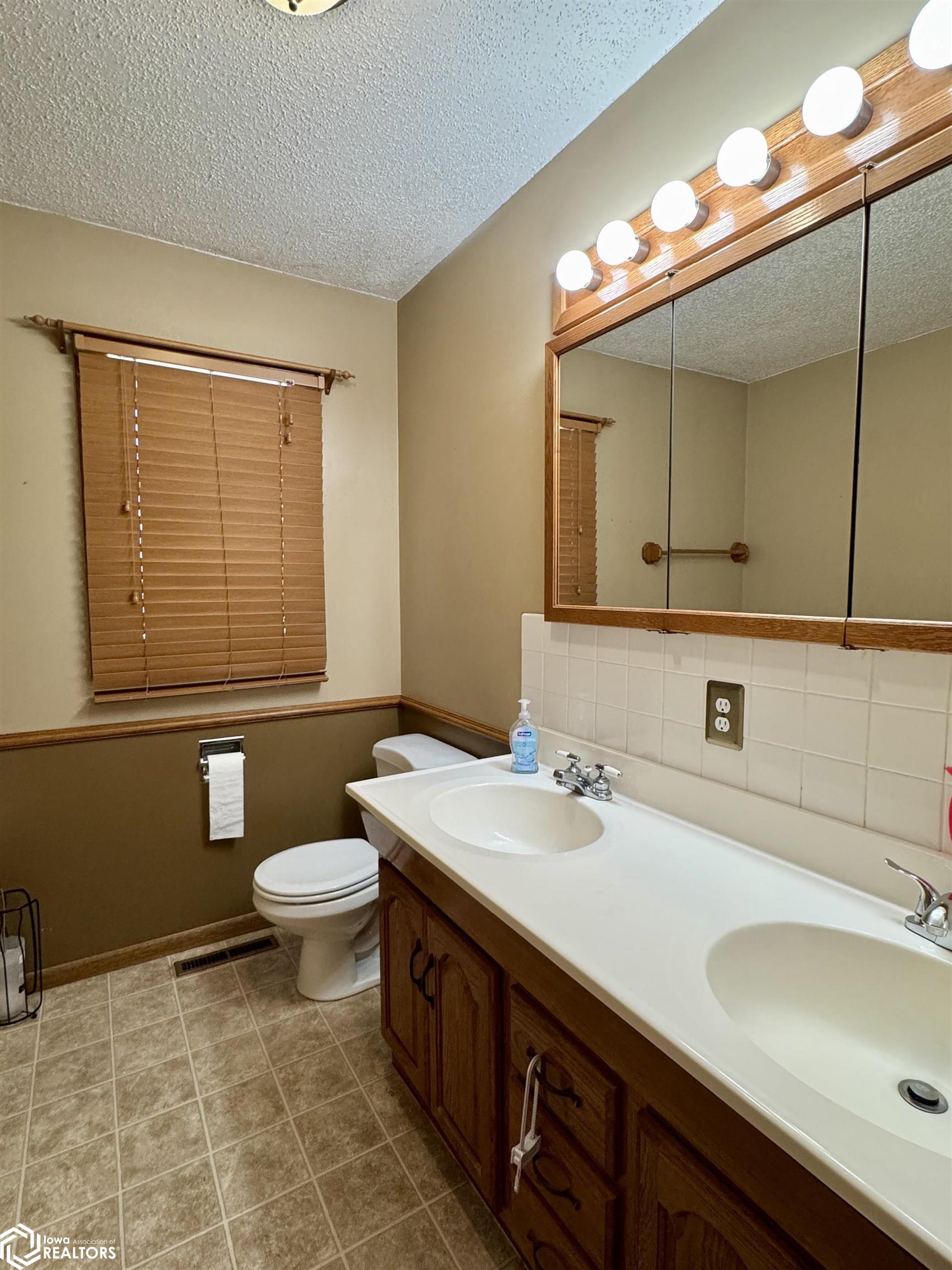 111 3rd Avenue, Audubon, Iowa image 22