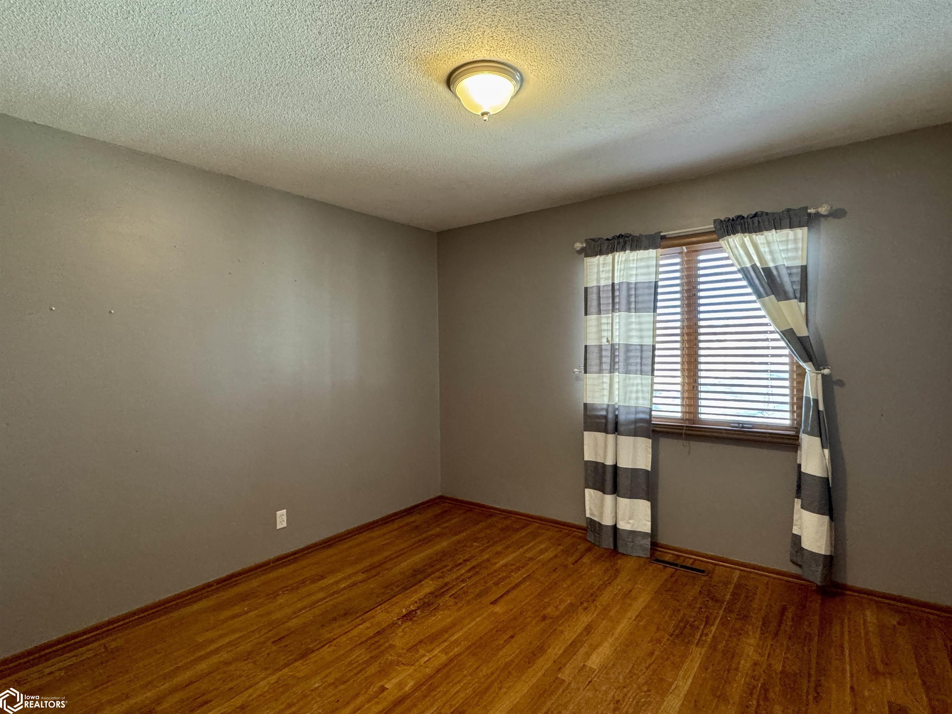 111 3rd Avenue, Audubon, Iowa image 28