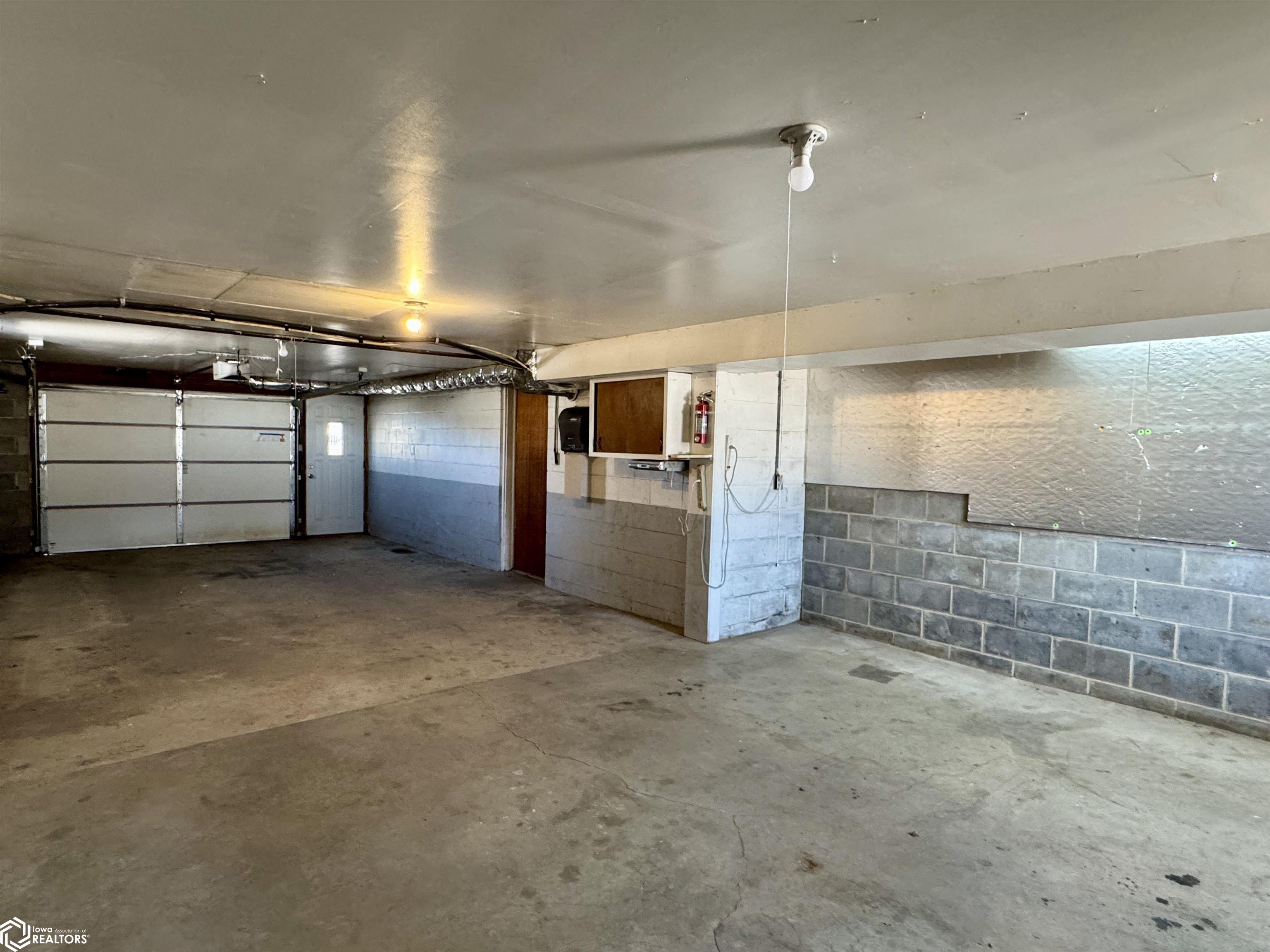 111 3rd Avenue, Audubon, Iowa image 42