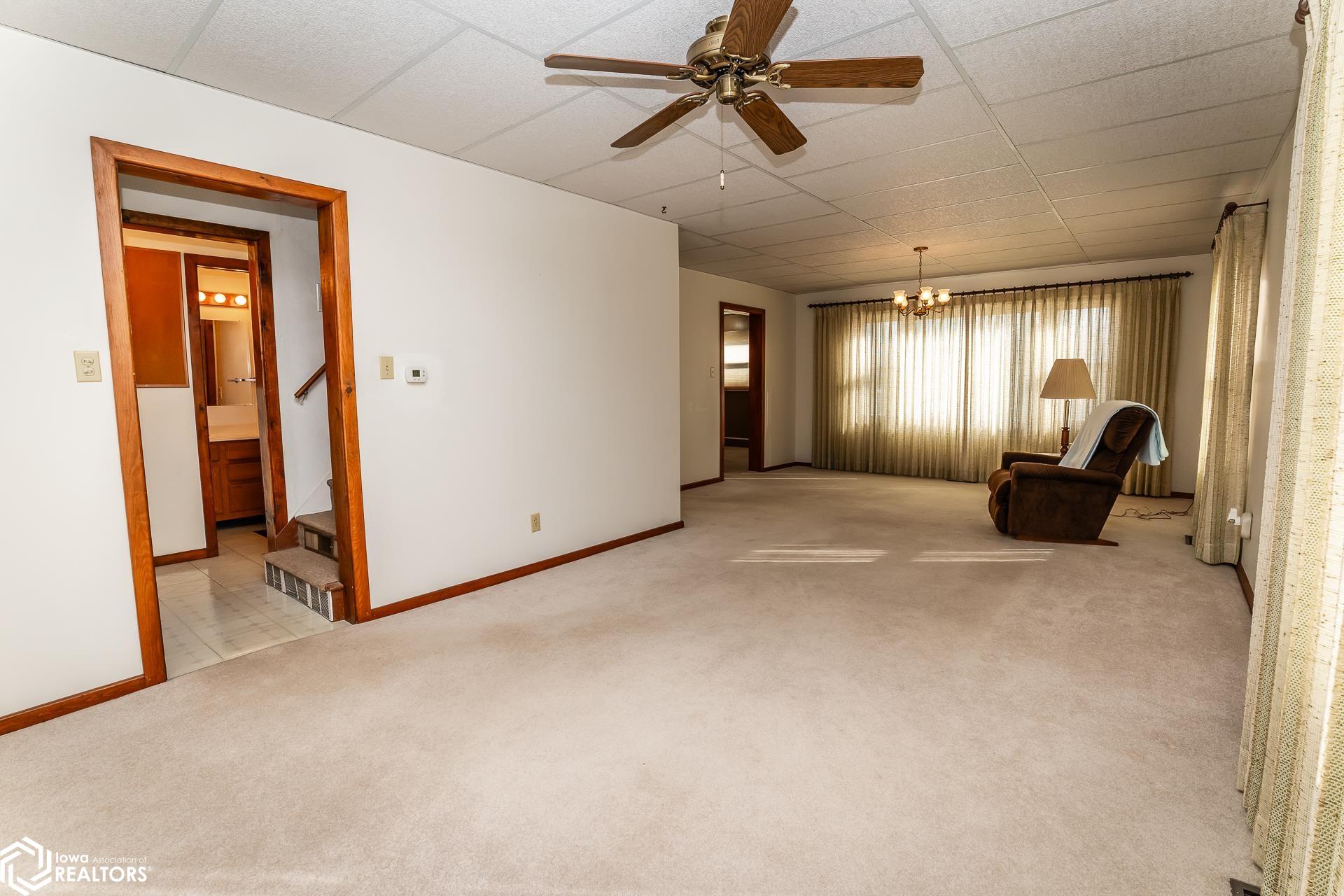502 E Maple Avenue, Conrad, Iowa image 11