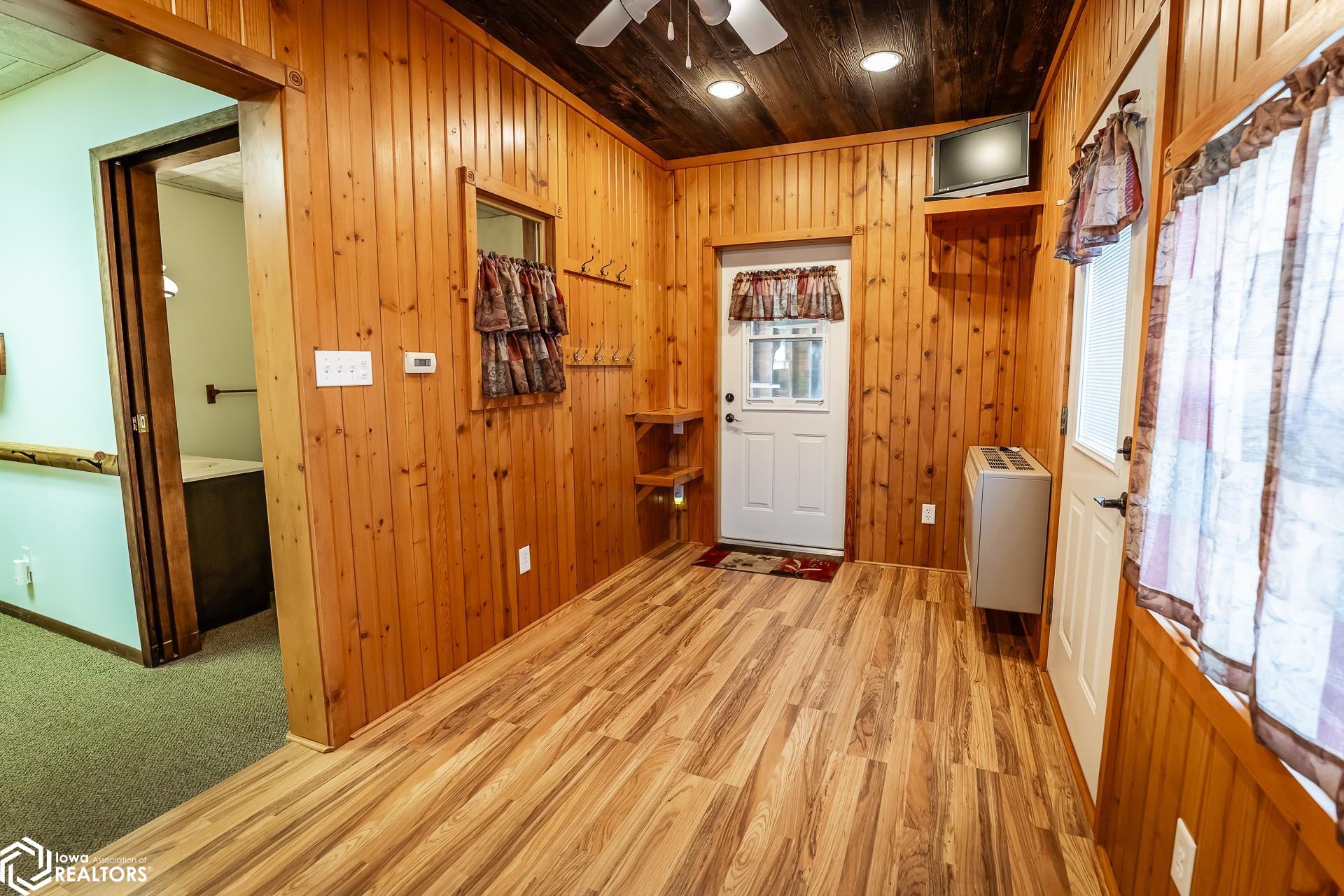 502 E Maple Avenue, Conrad, Iowa image 19