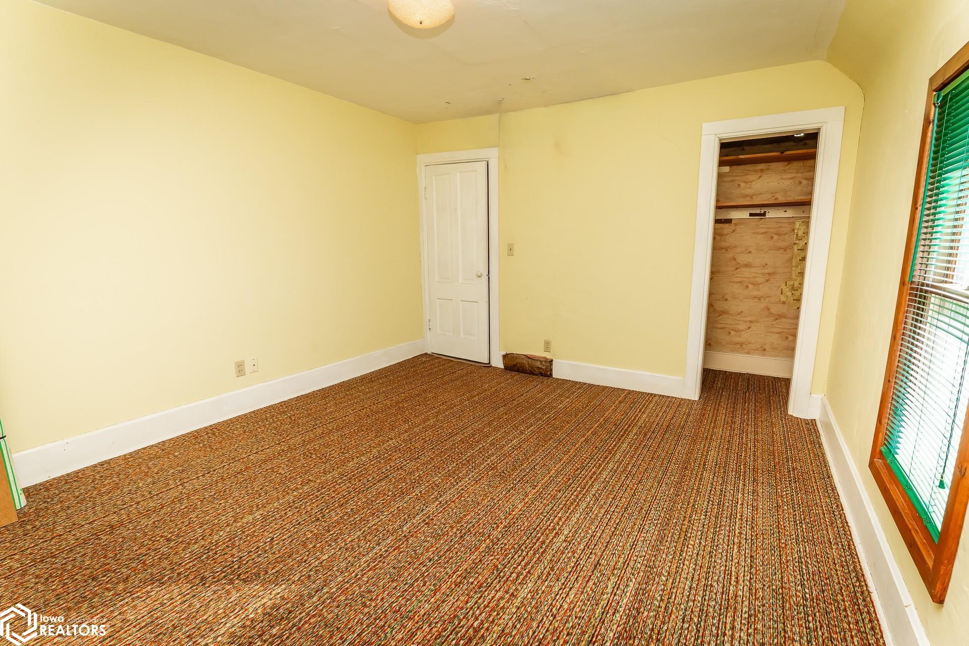 502 E Maple Avenue, Conrad, Iowa image 37