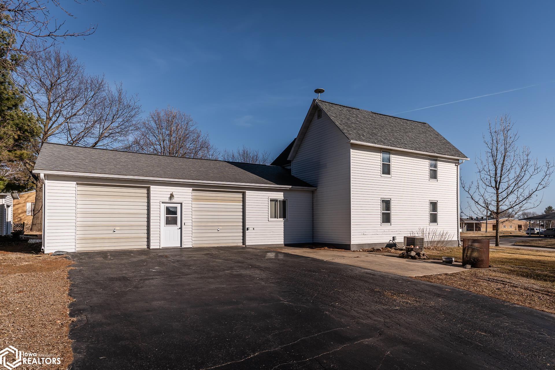 502 E Maple Avenue, Conrad, Iowa image 42