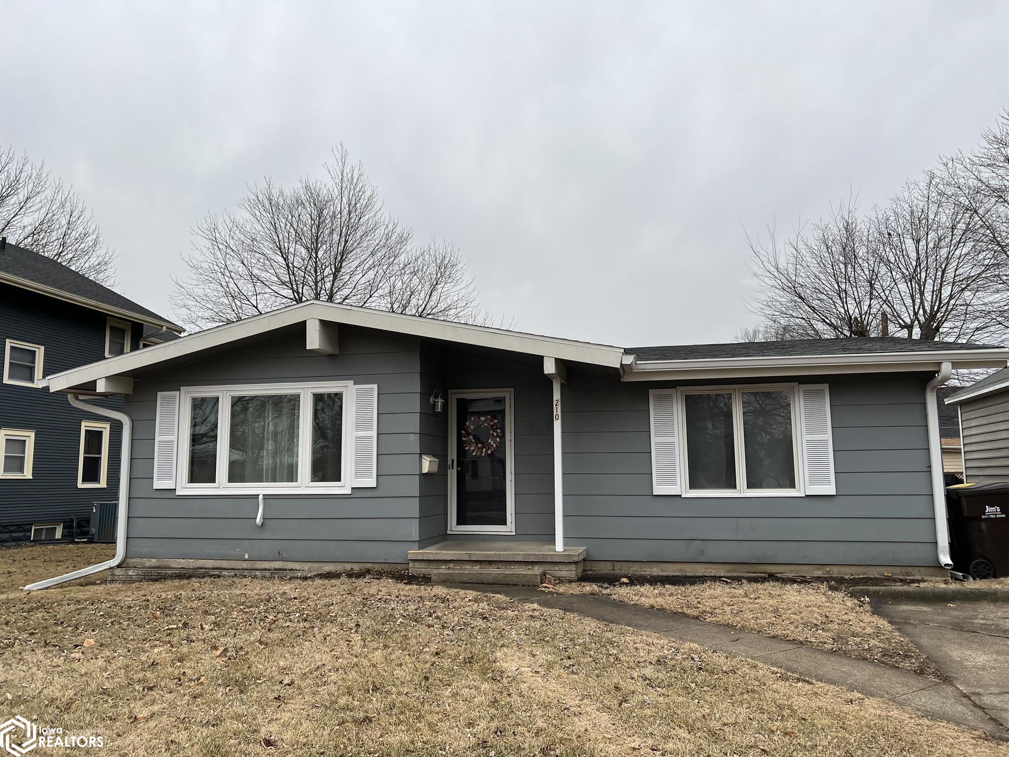 210 E Cass Street, Osceola, Iowa image 1
