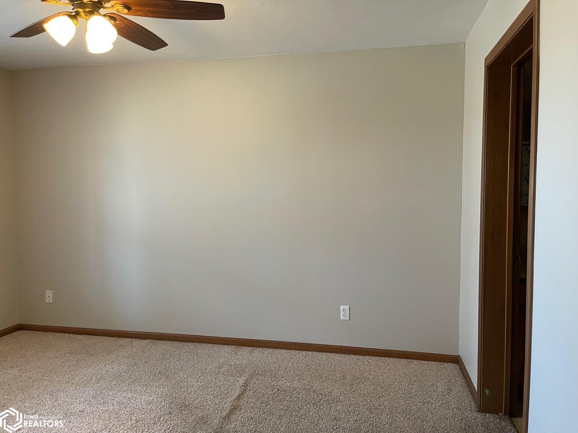 1723 Hobart Street, Grinnell, Iowa image 11