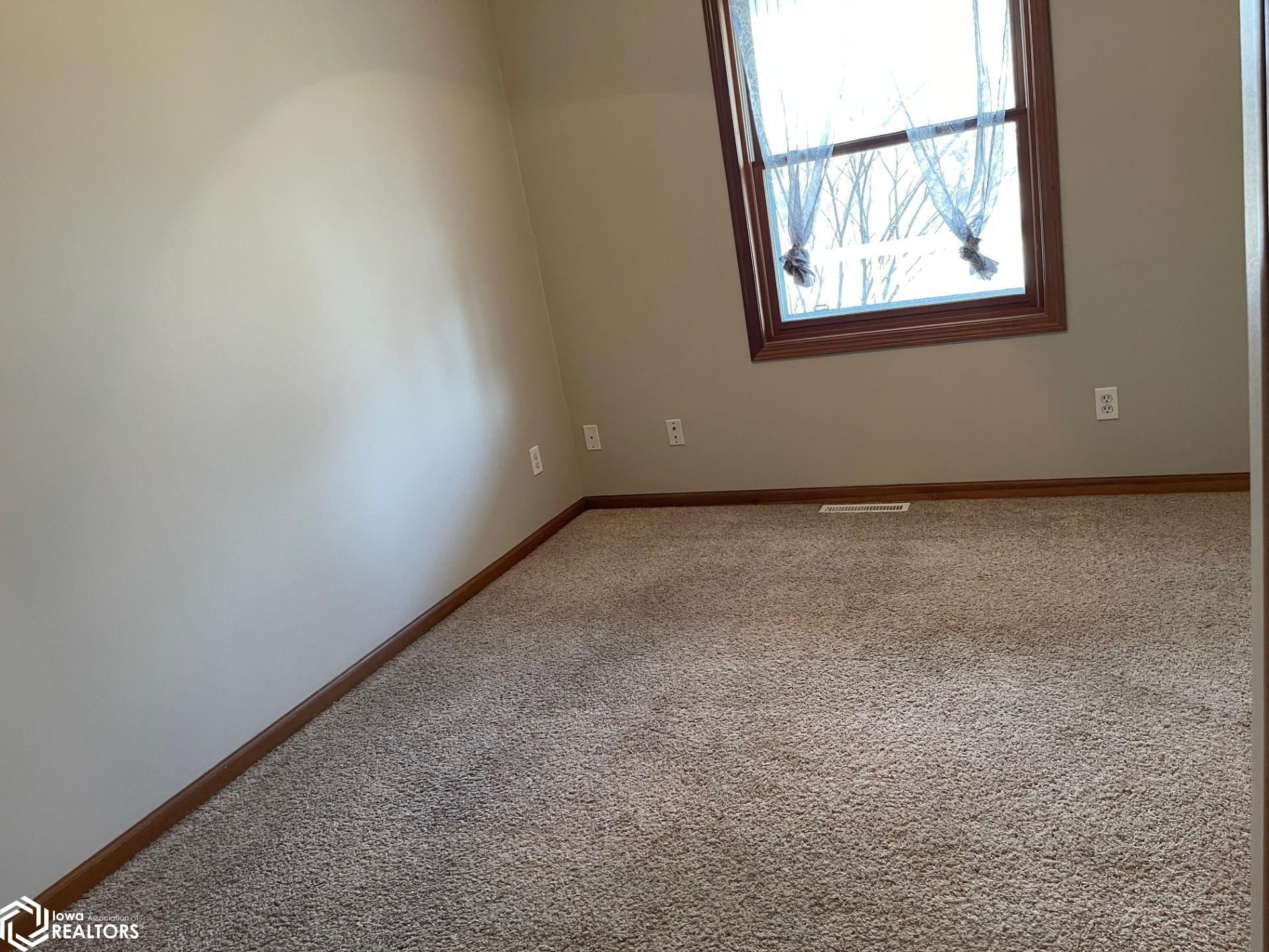 1723 Hobart Street, Grinnell, Iowa image 22
