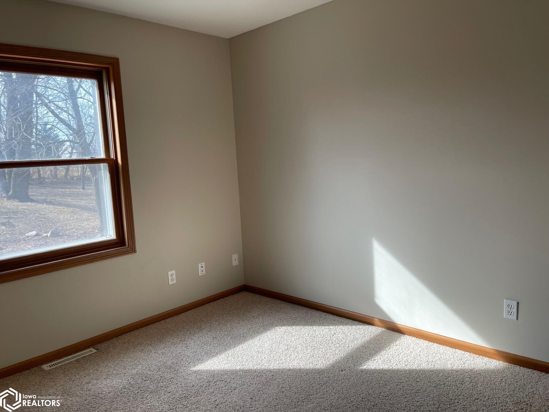 1723 Hobart Street, Grinnell, Iowa image 26