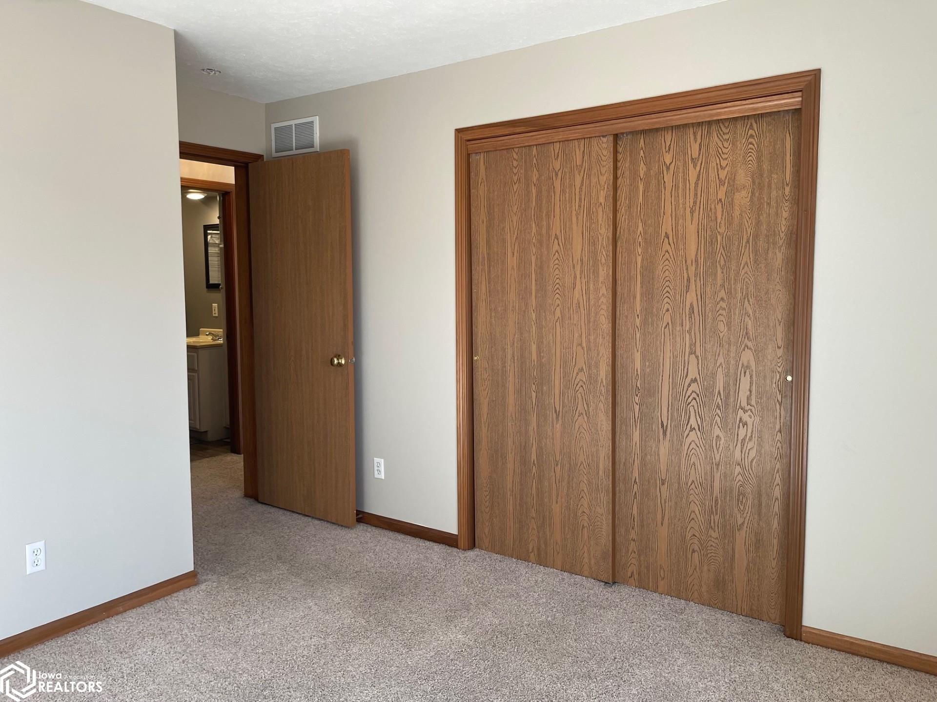 1723 Hobart Street, Grinnell, Iowa image 27