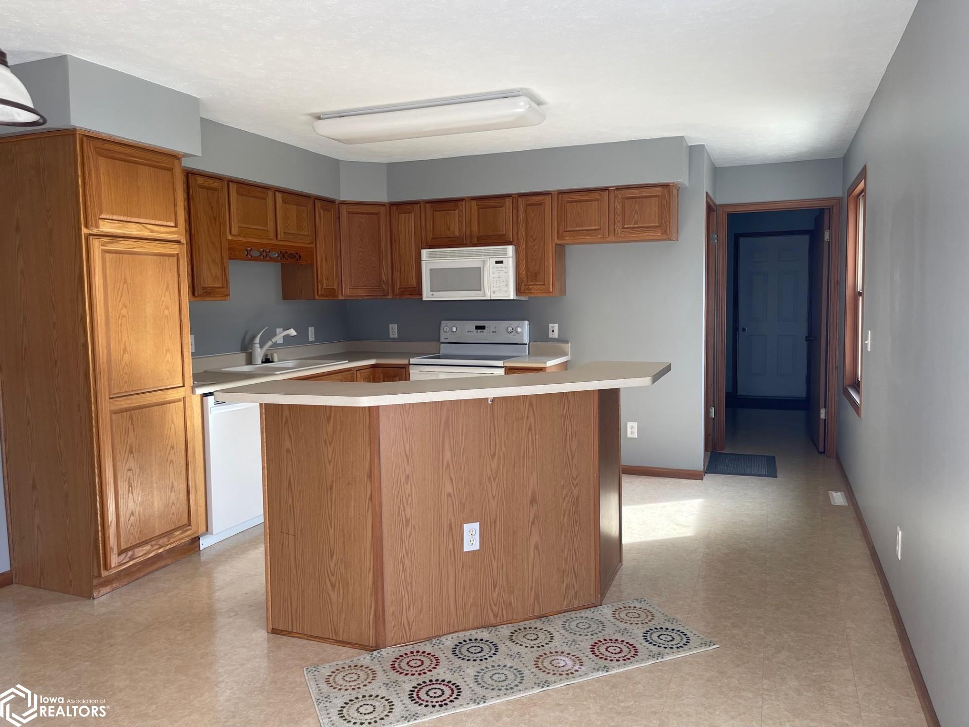 1723 Hobart Street, Grinnell, Iowa image 28