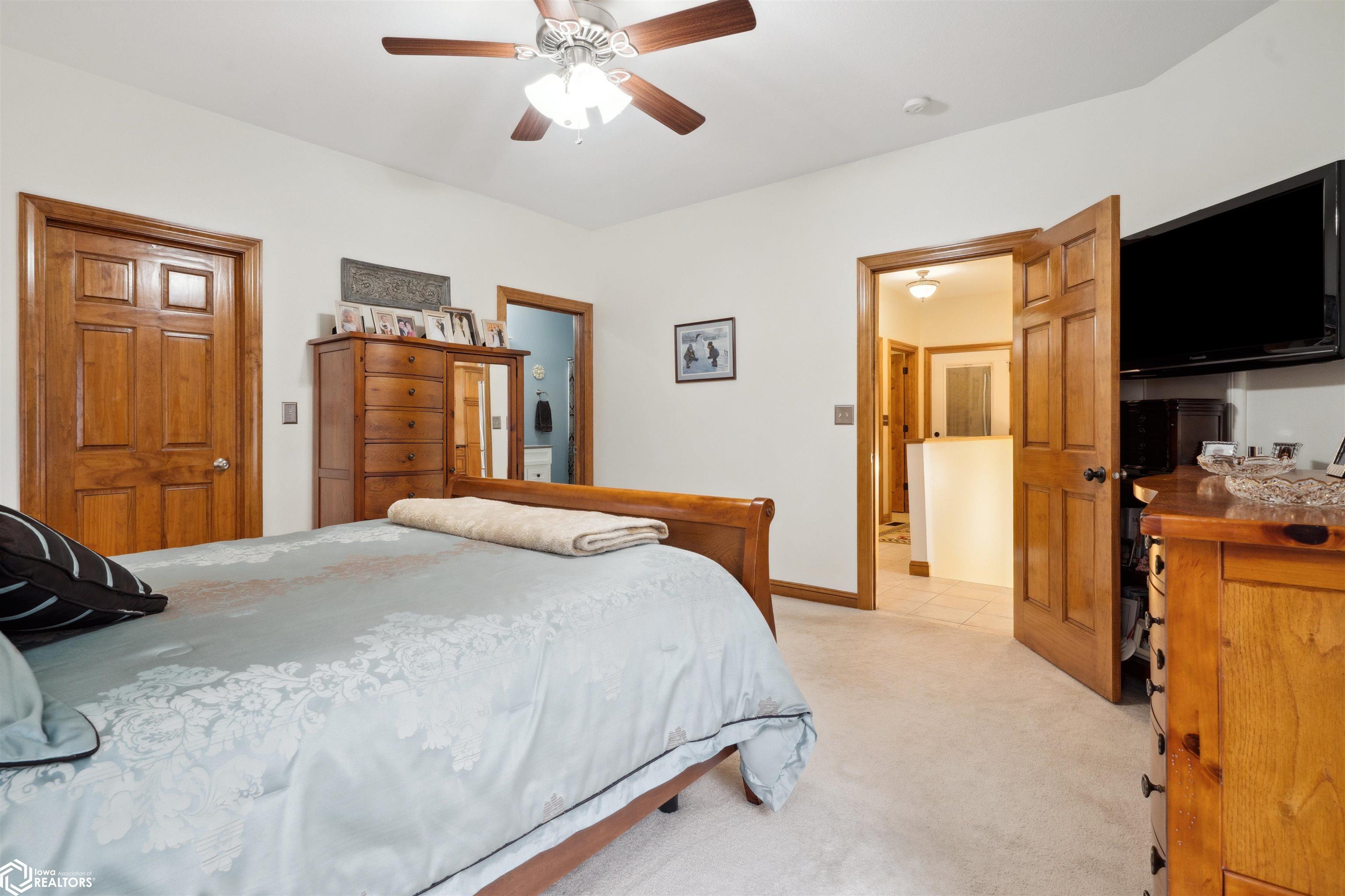 10990 Wood Duck Cove Drive, West Burlington, Iowa image 17