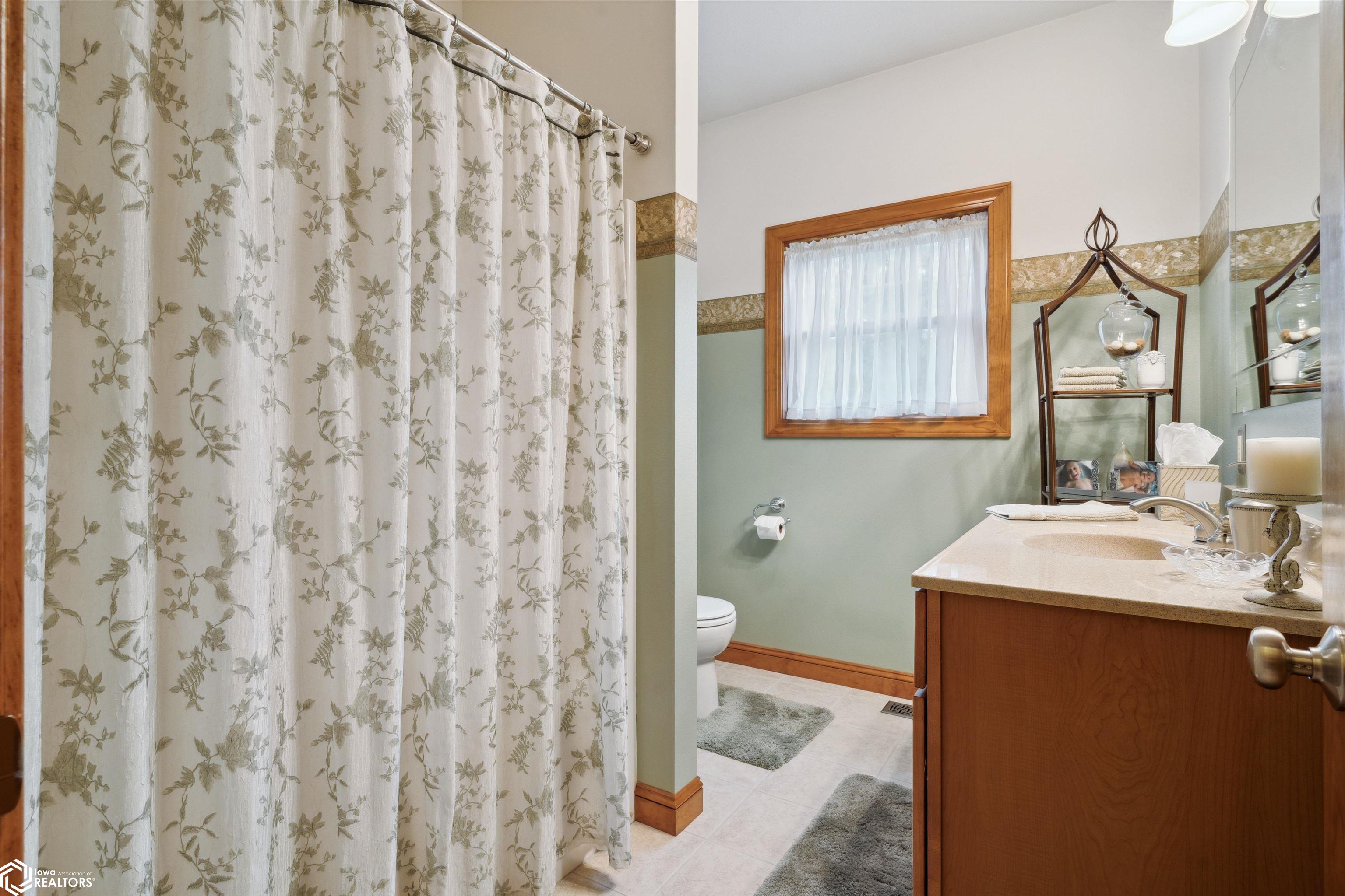 10990 Wood Duck Cove Drive, West Burlington, Iowa image 21
