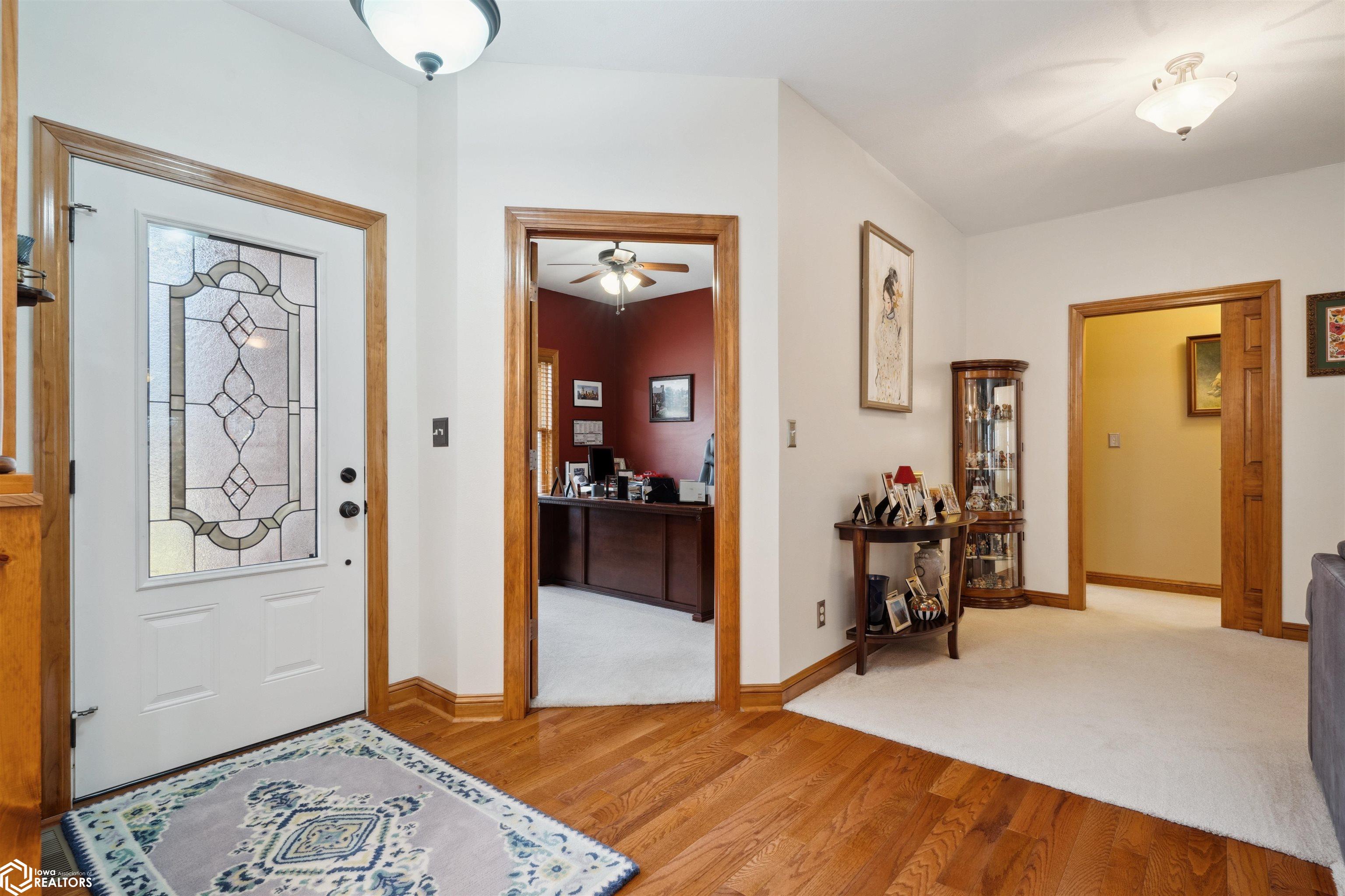 10990 Wood Duck Cove Drive, West Burlington, Iowa image 4
