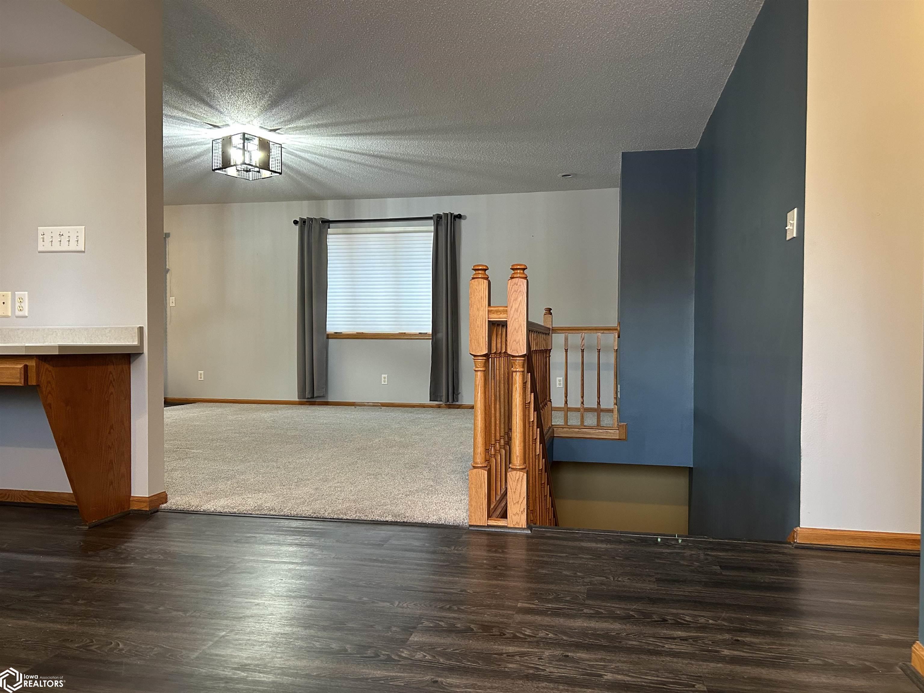 117 Oakview Drive, Forest City, Iowa image 2