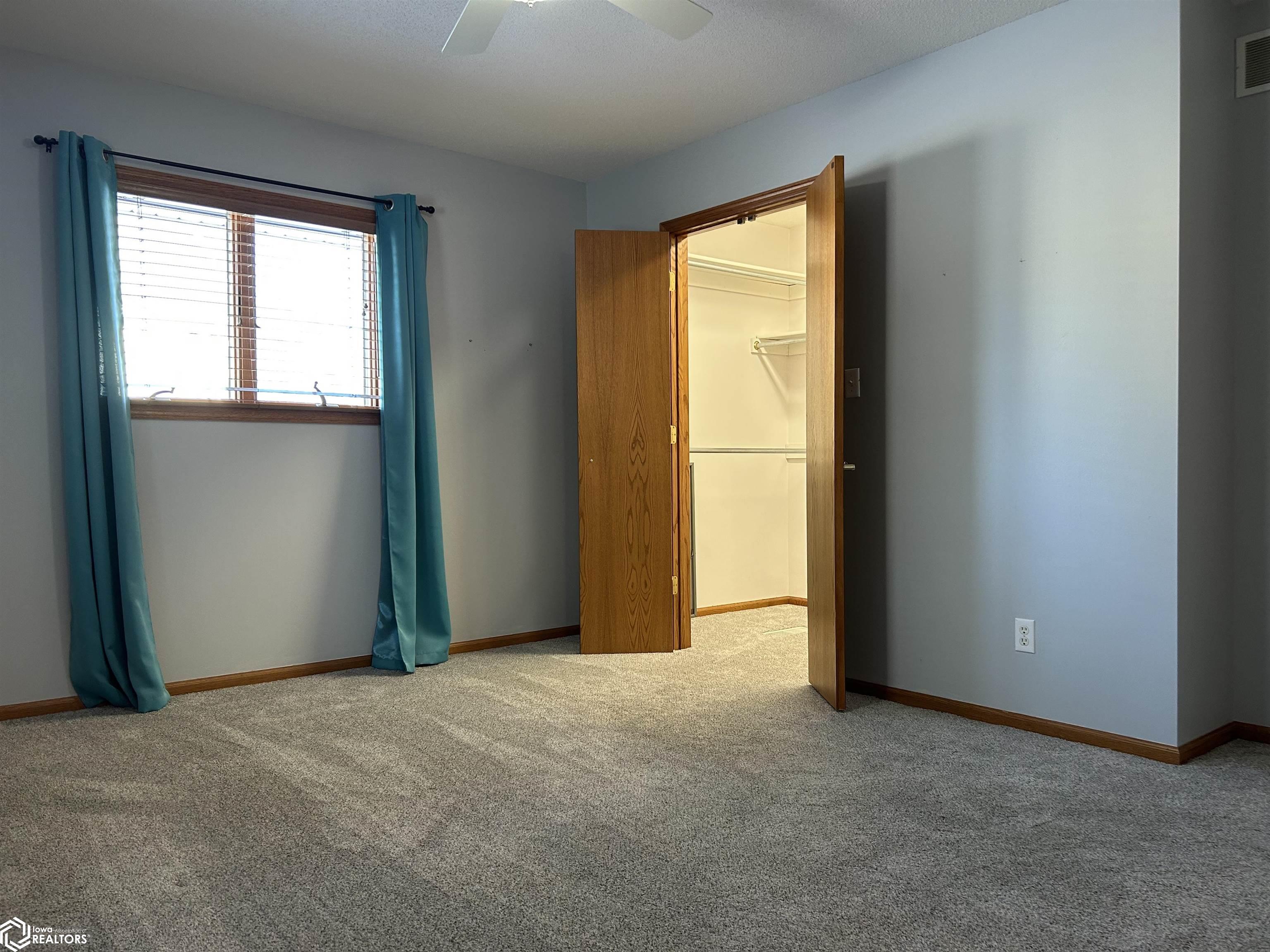117 Oakview Drive, Forest City, Iowa image 13