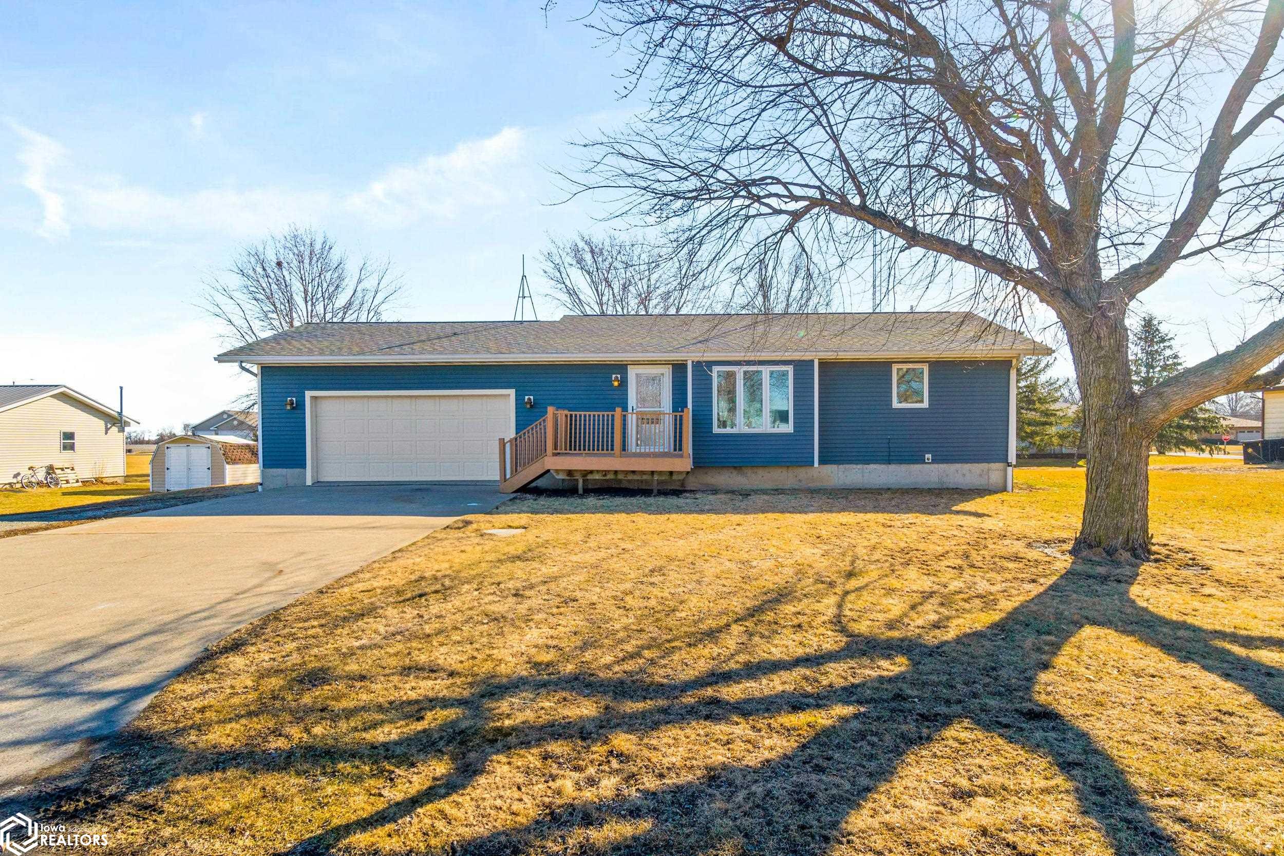 303 NW Hoover Street, Keota, Iowa image 1
