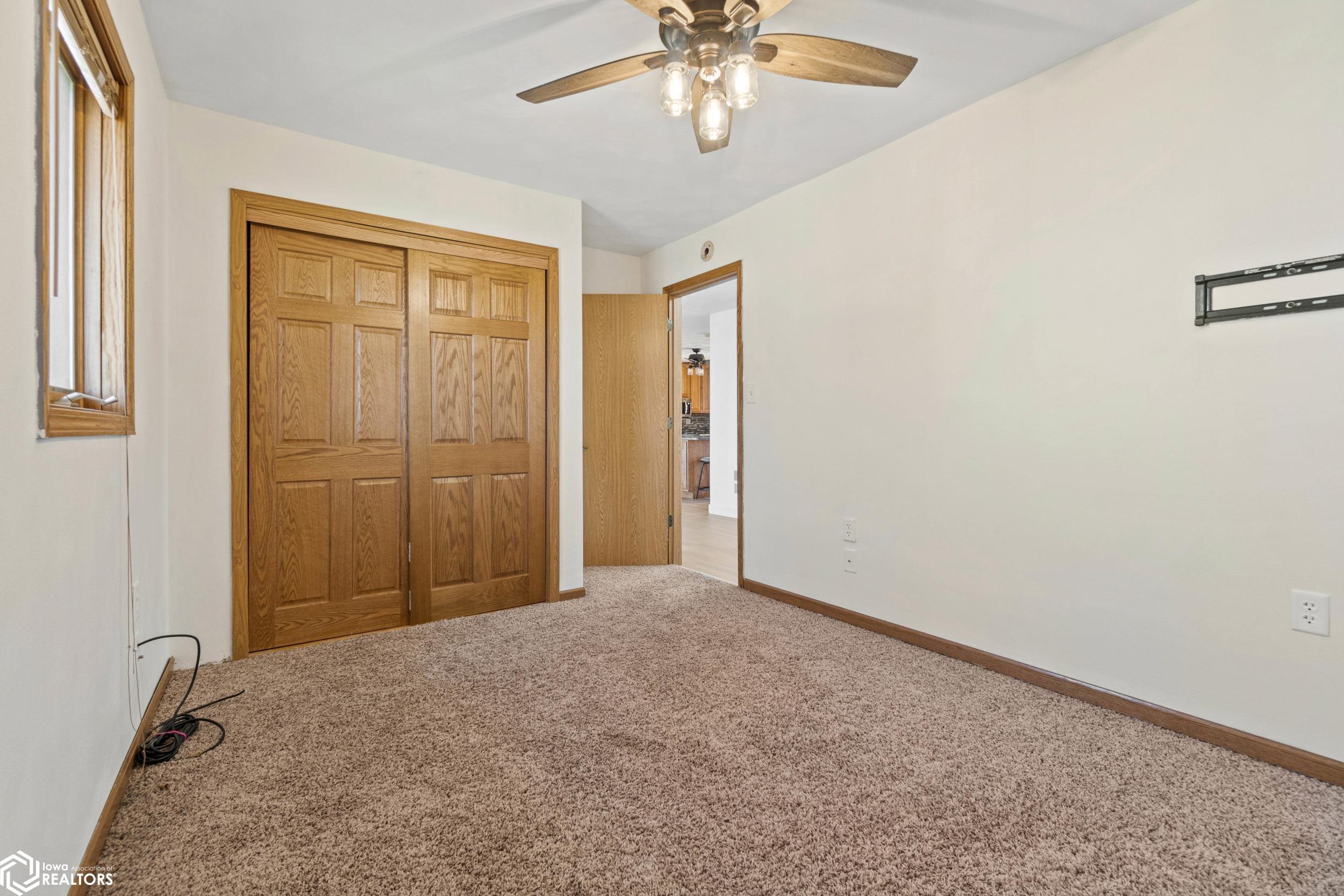 303 NW Hoover Street, Keota, Iowa image 12