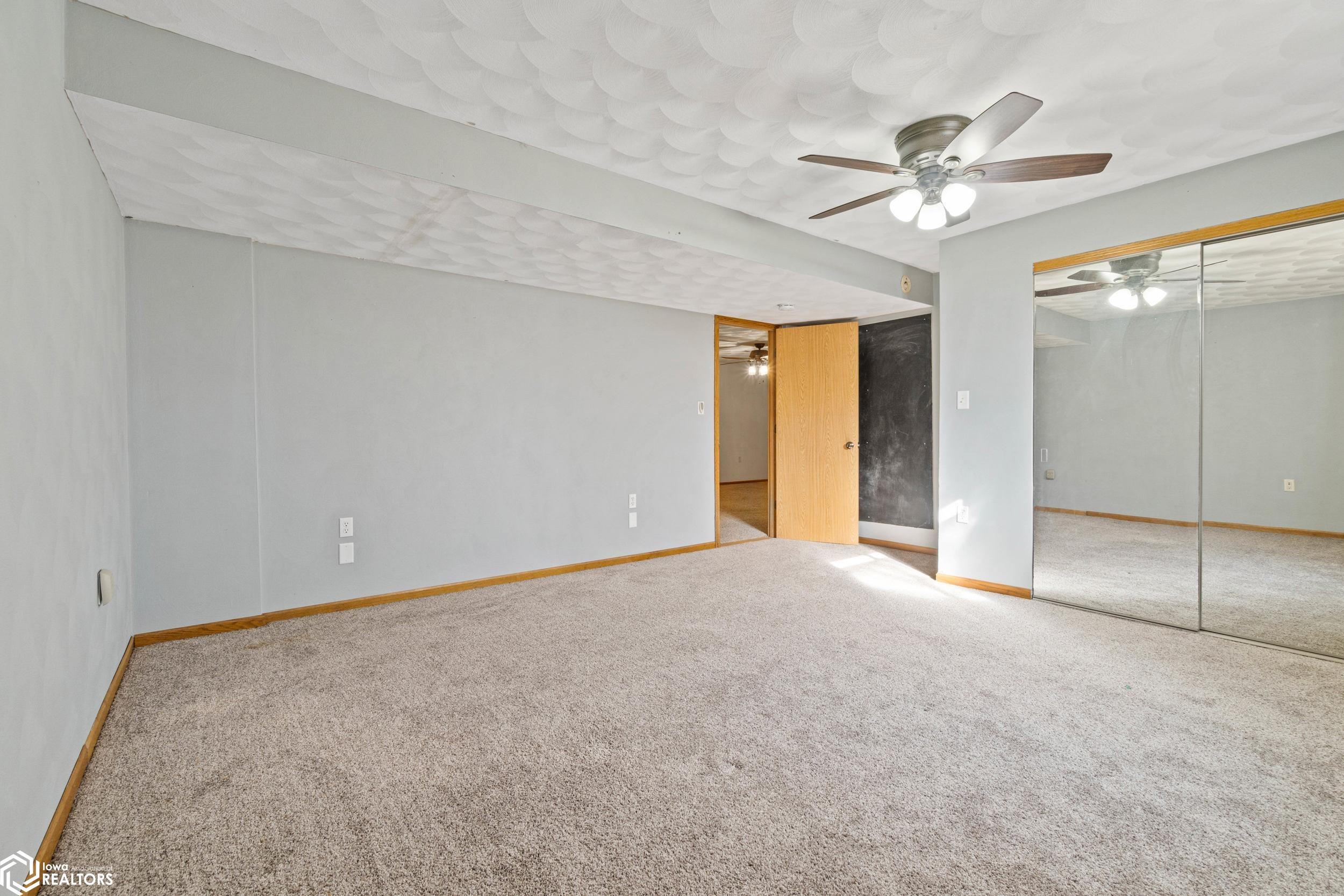 303 NW Hoover Street, Keota, Iowa image 20