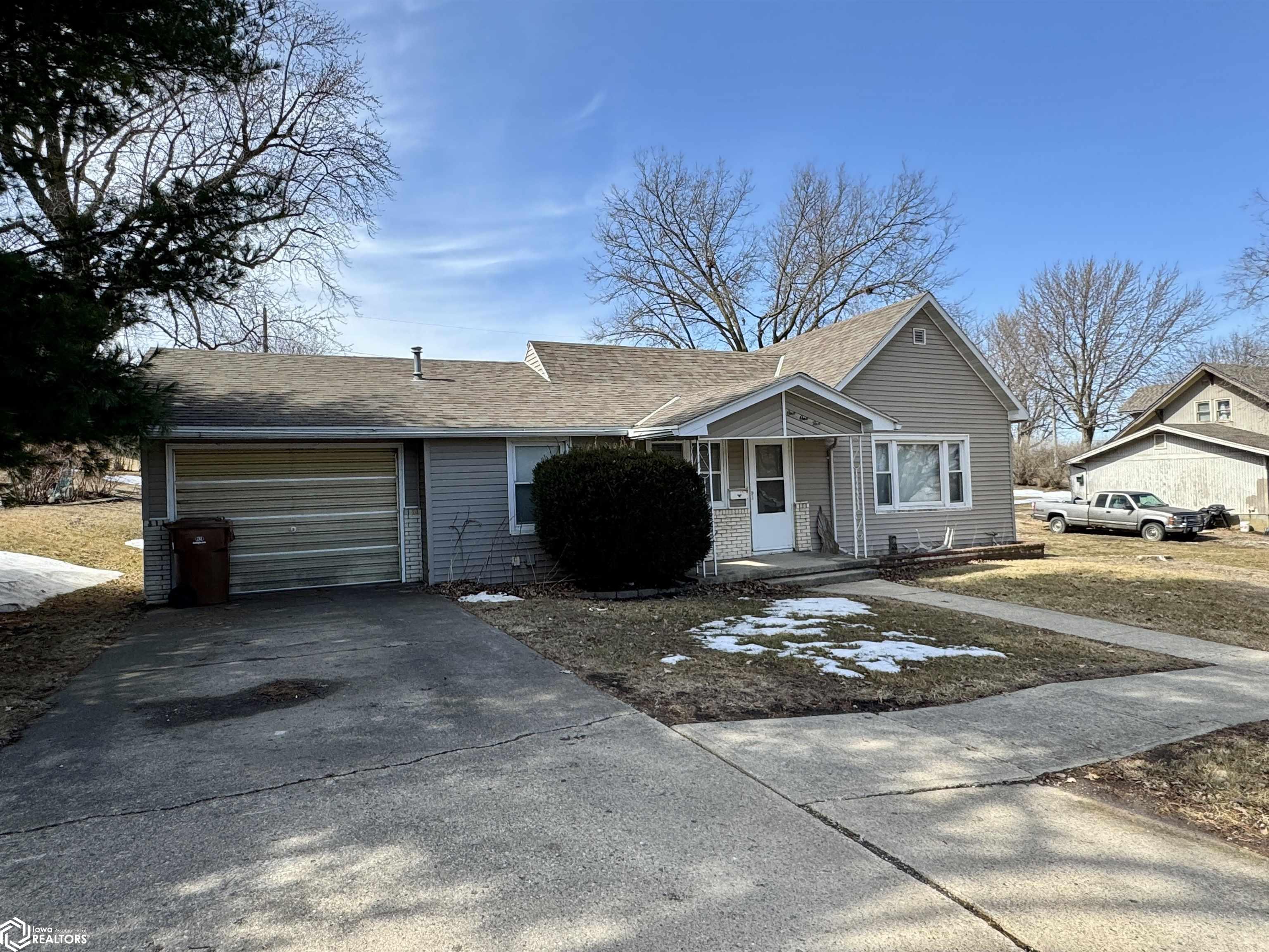 115 2nd Avenue, Audubon, Iowa image 3