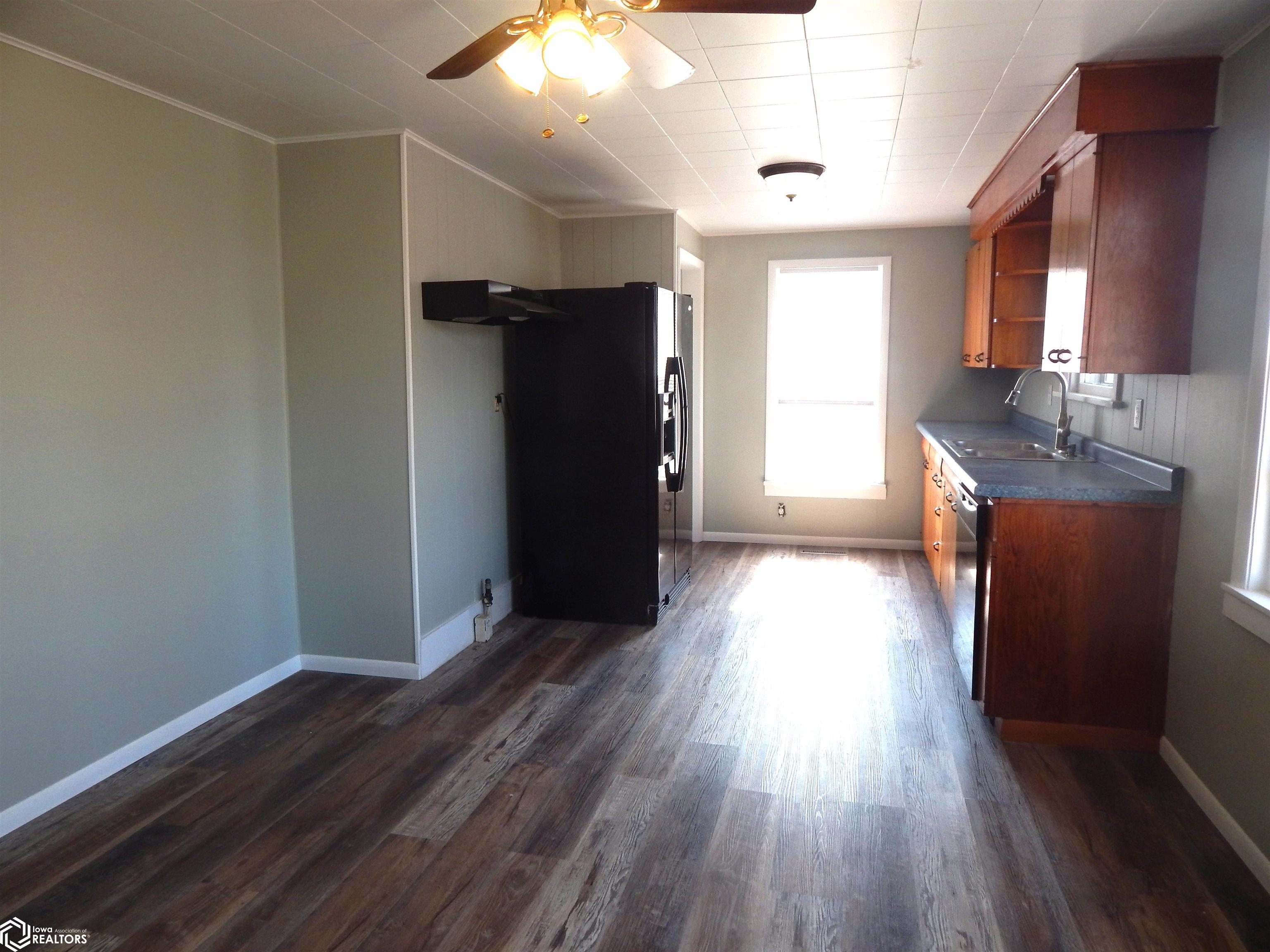 2134 Avenue G, Fort Madison, Iowa image 7