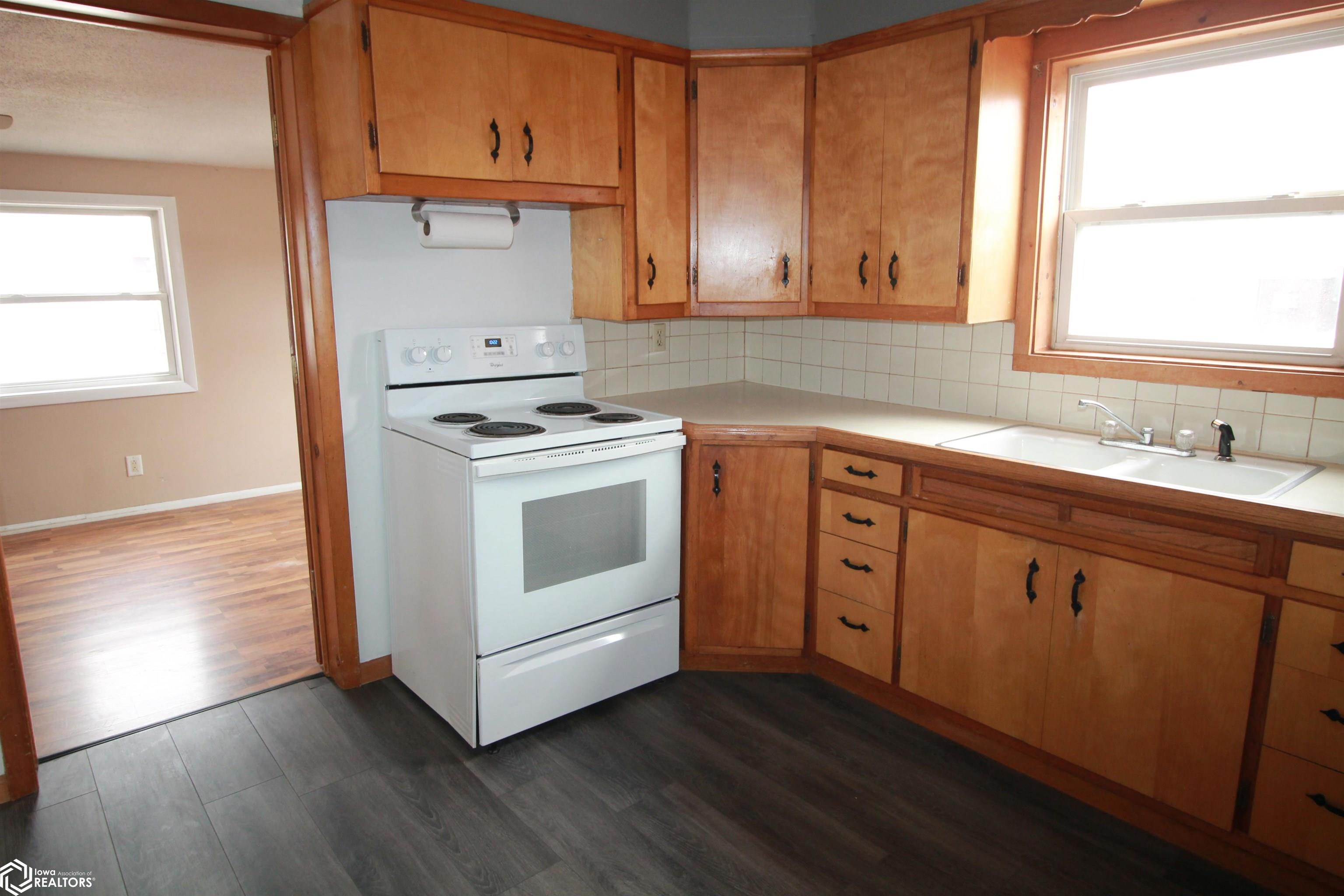 109 N 17th Street, Clarinda, Iowa image 7