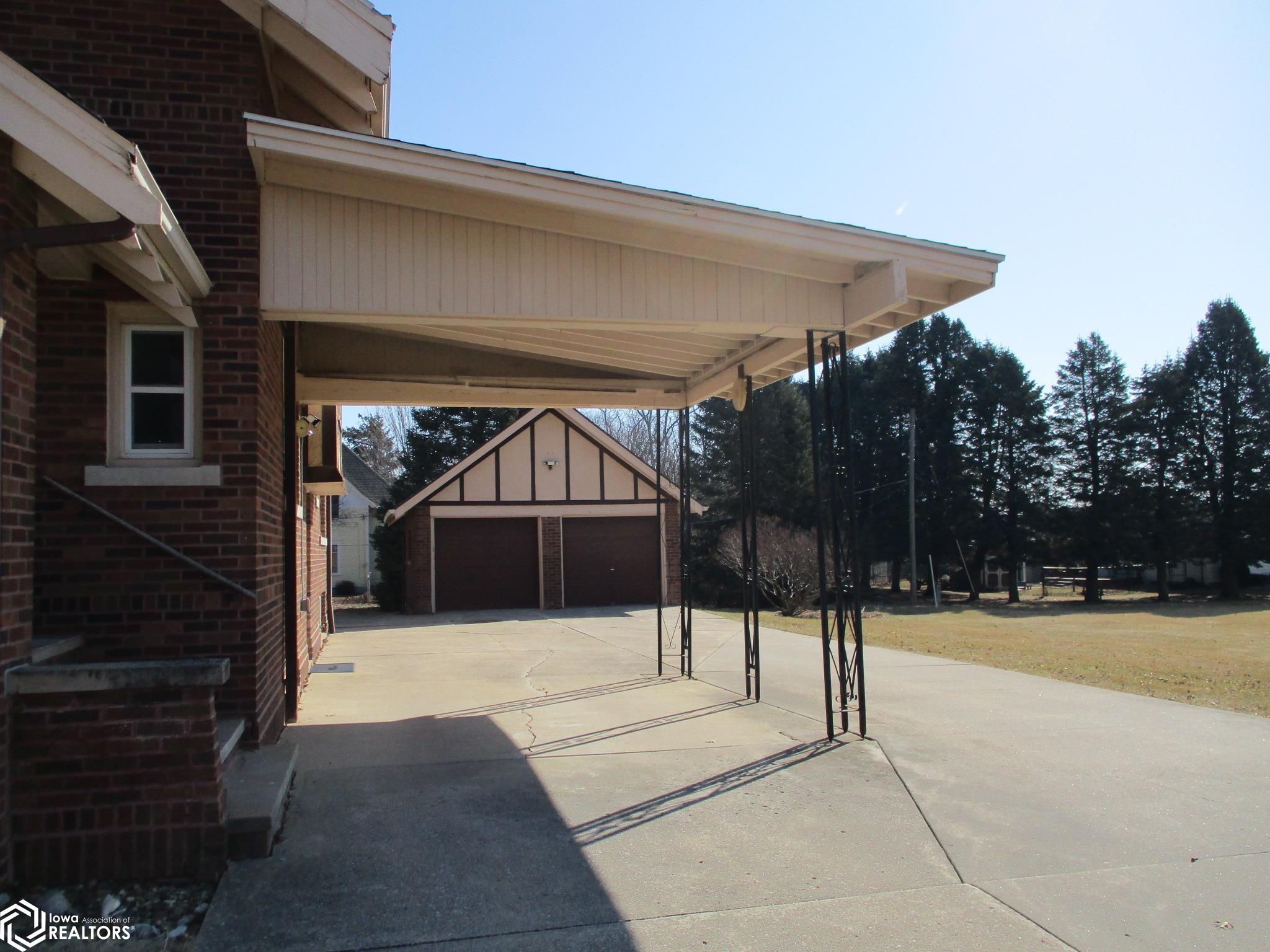 702 S Main Street, Dysart, Iowa image 39