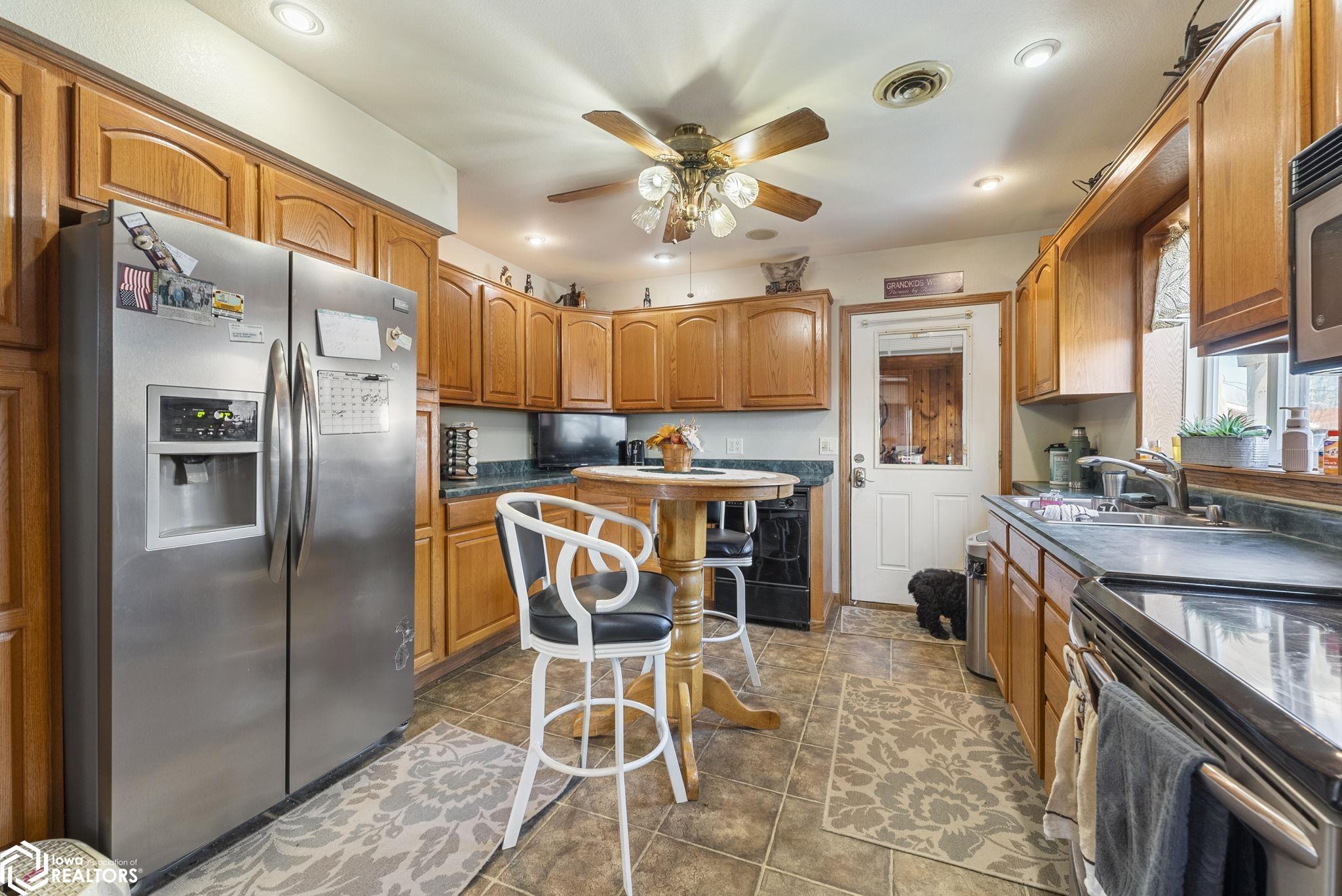 12978 30th Street, Wapello, Iowa image 11