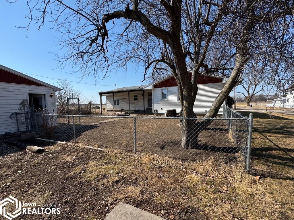 1800 Page Street, Burlington, Iowa image 8