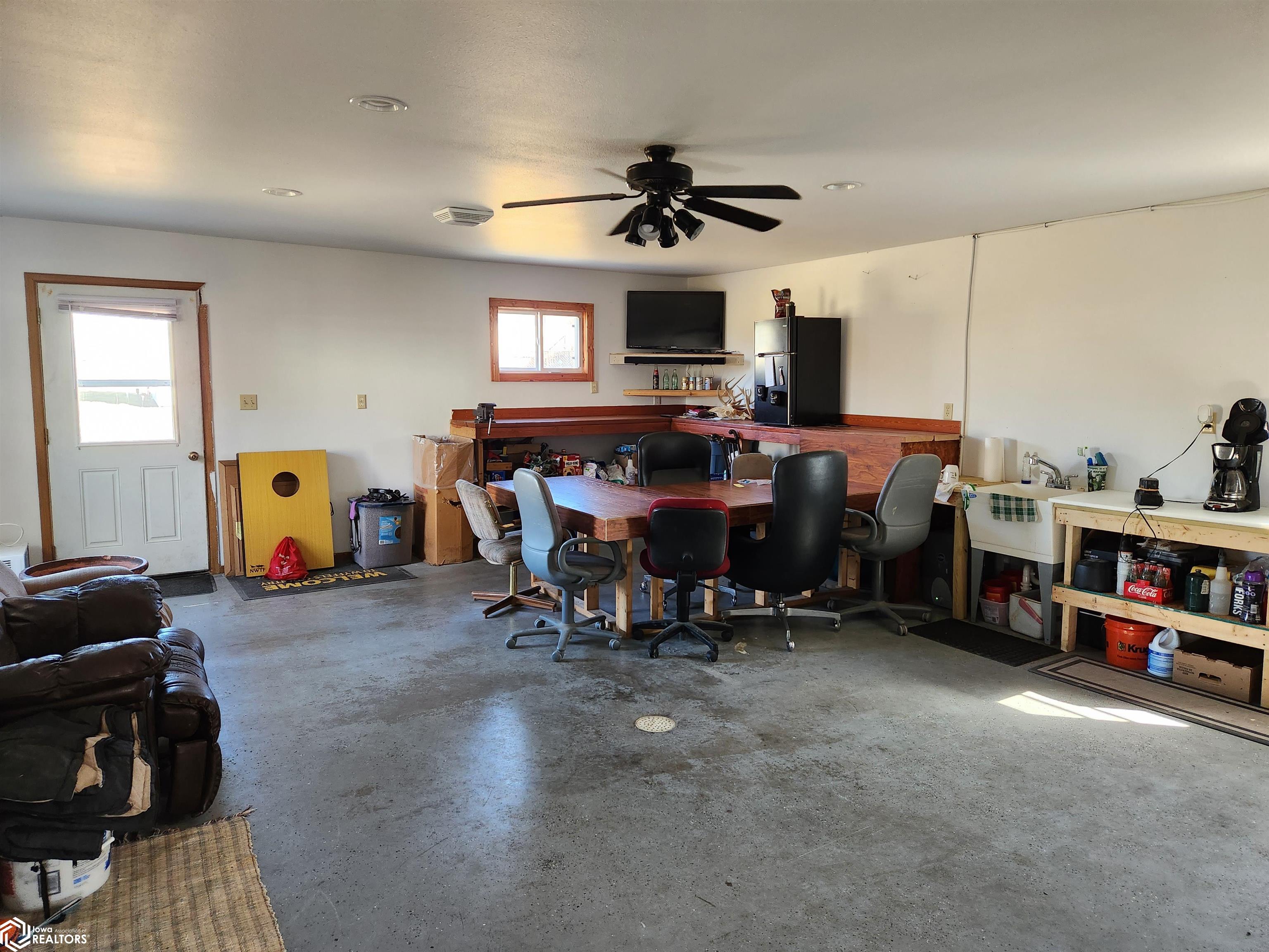 707 E Harrison Street, Toledo, Iowa image 10