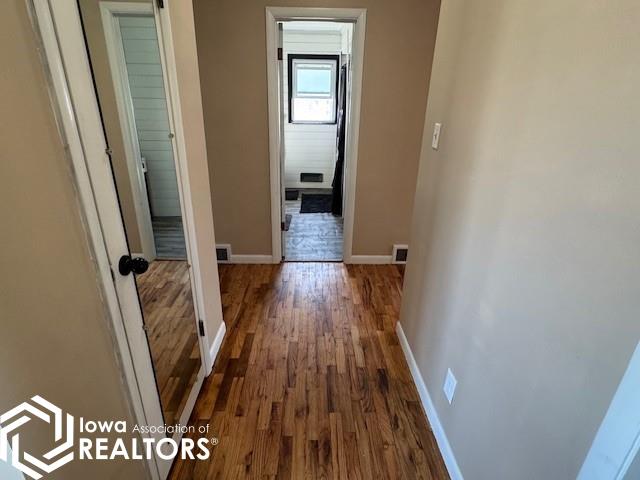 510 E Walsh, Centerville, Iowa image 15