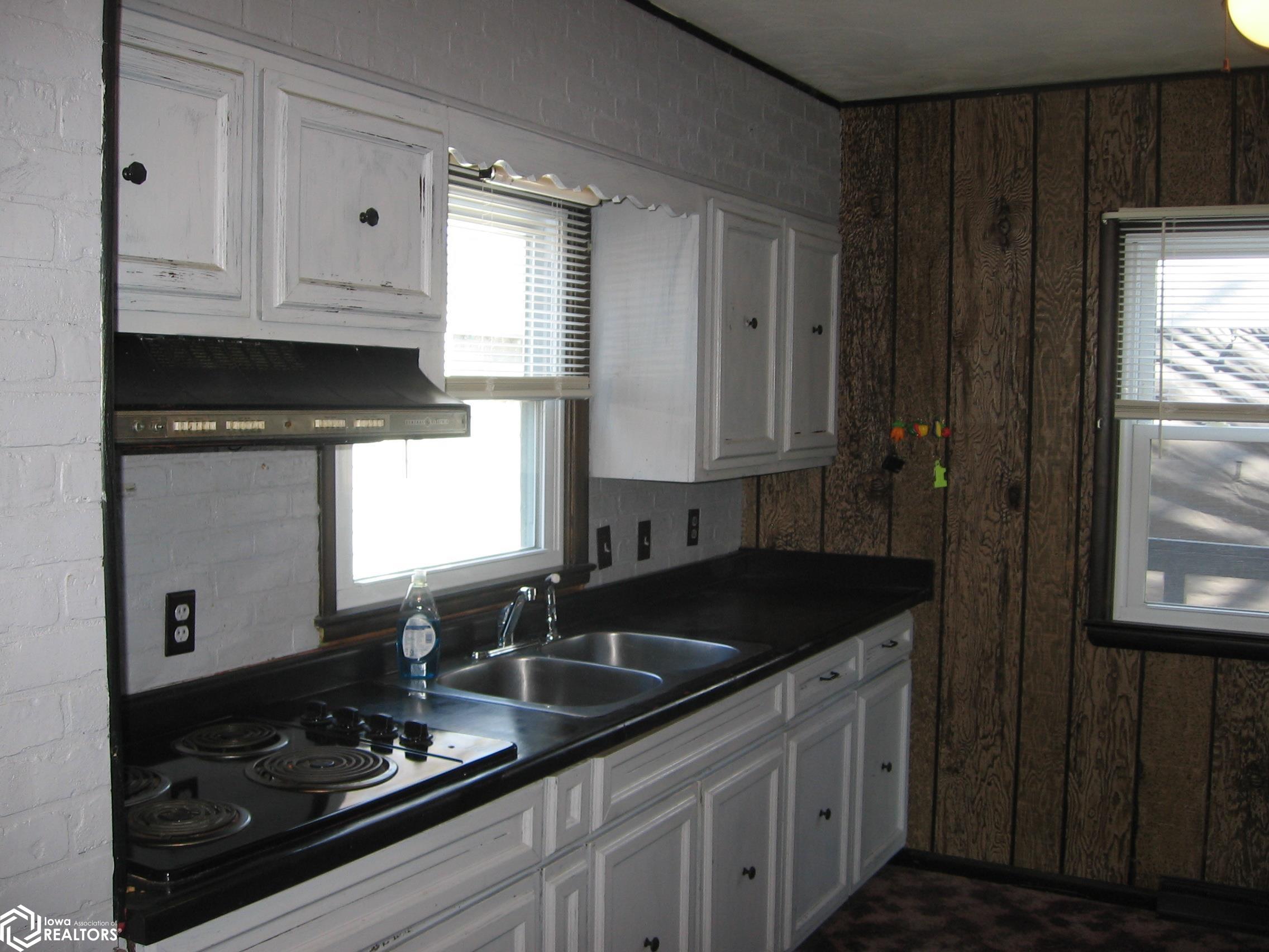 328 Boulevard Road, Keokuk, Iowa image 2