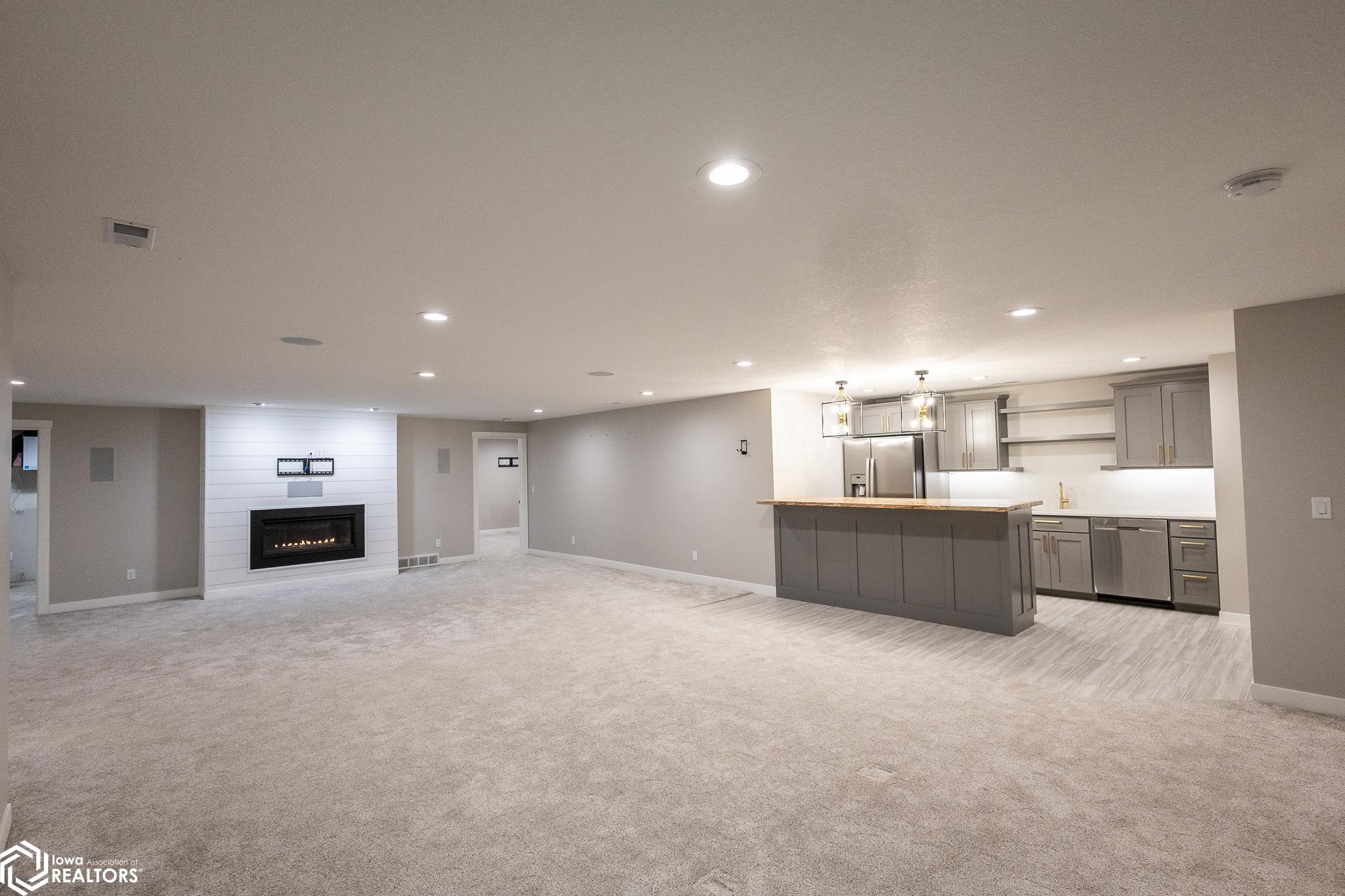 325 W Fuller Drive, Garner, Iowa image 22