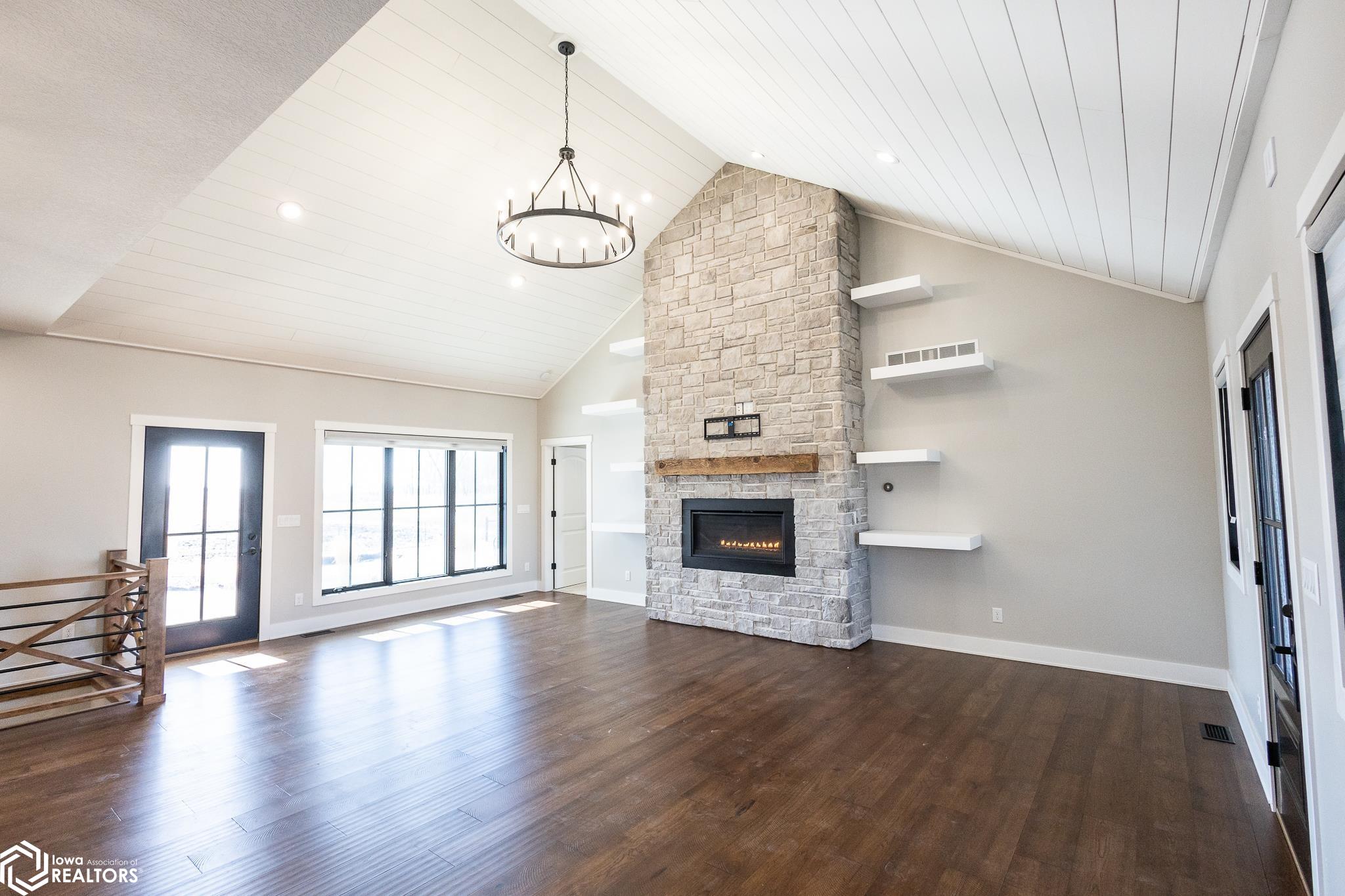 325 W Fuller Drive, Garner, Iowa image 9