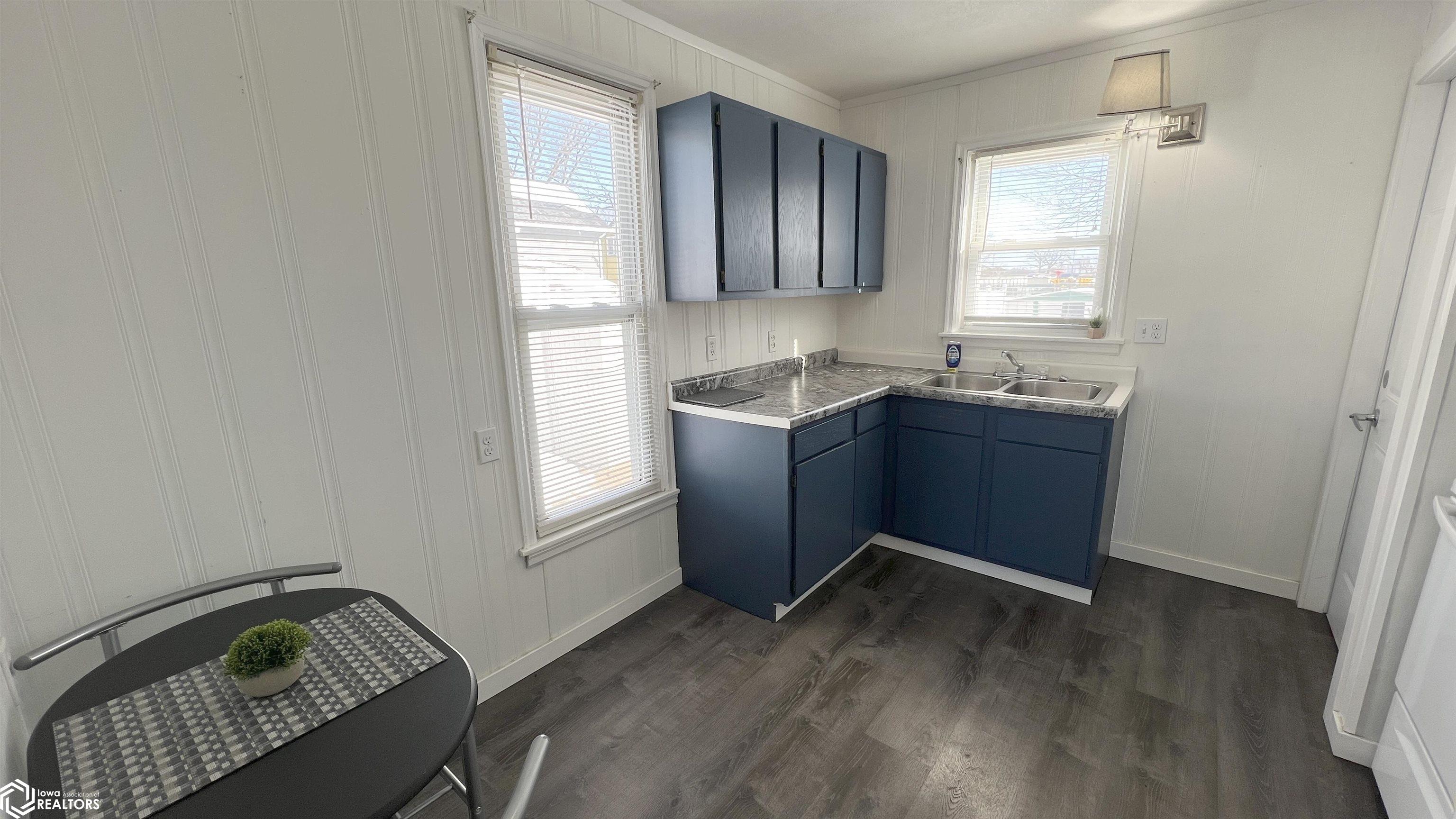 308 S 12th Street, Clear Lake, Iowa image 6
