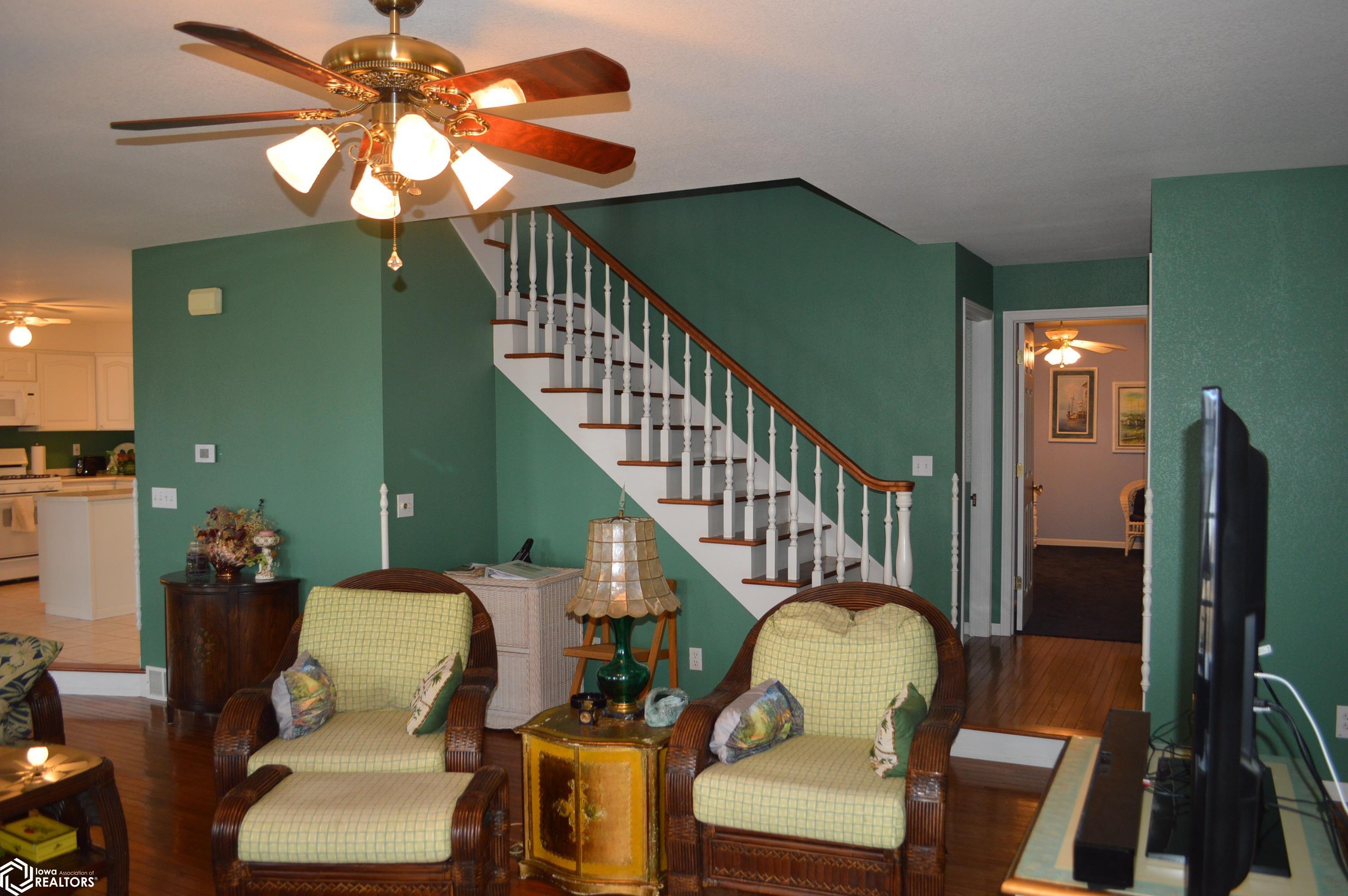5882 S Shore Drive, Clear Lake, Iowa image 13