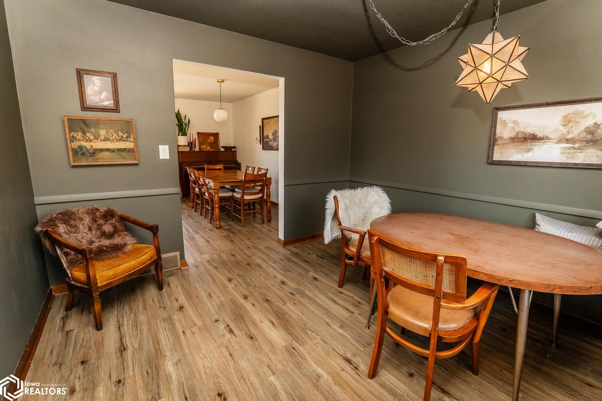 1717 Country Club Place, Marshalltown, Iowa image 27