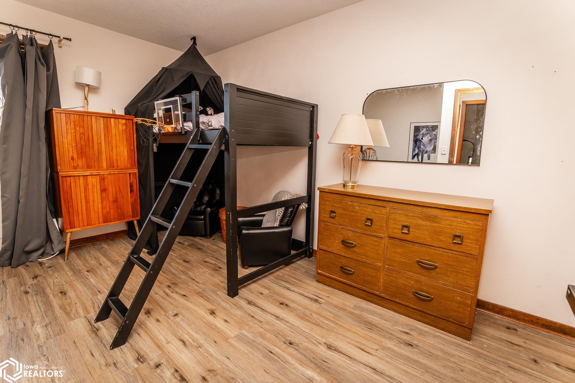 1717 Country Club Place, Marshalltown, Iowa image 33