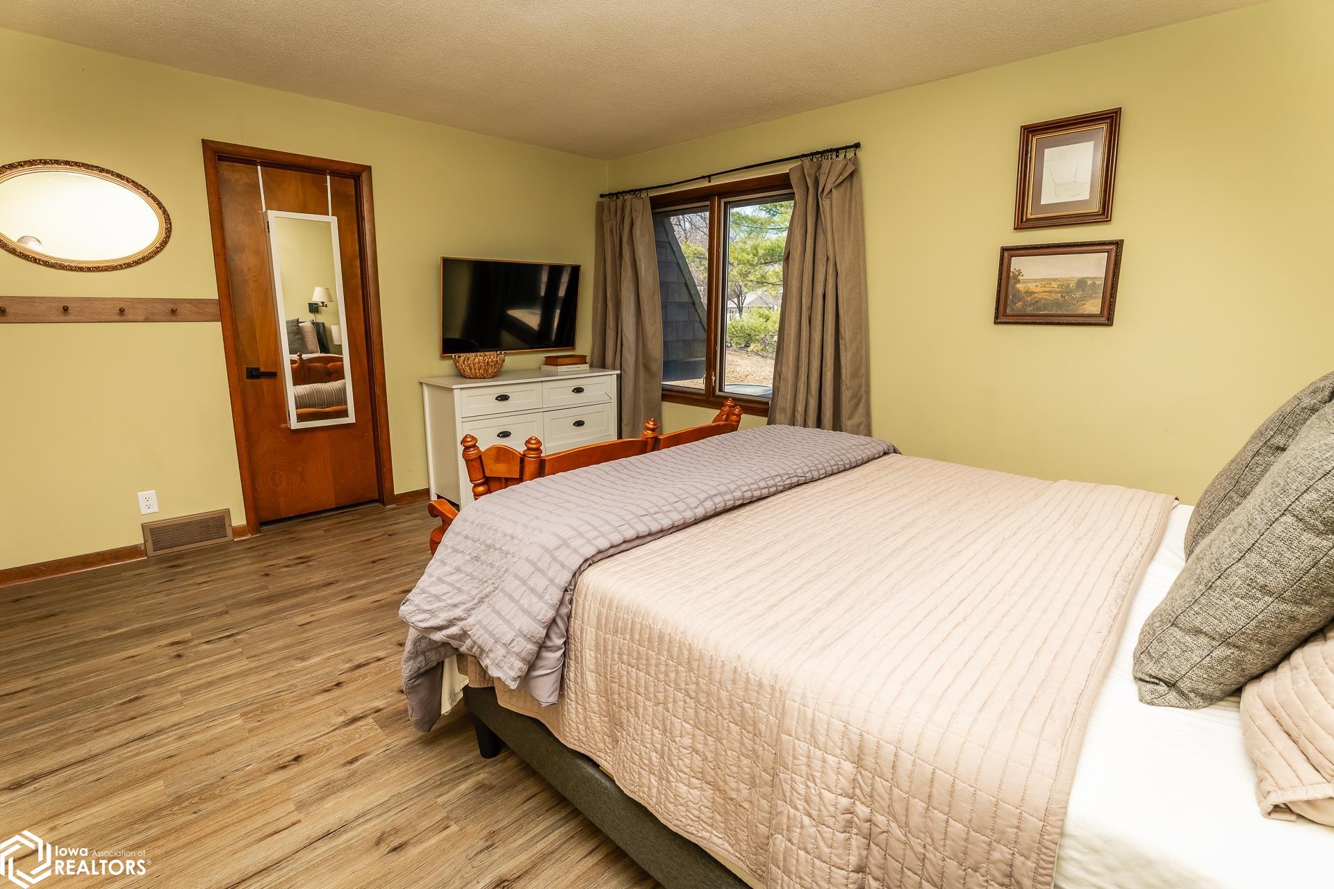 1717 Country Club Place, Marshalltown, Iowa image 38