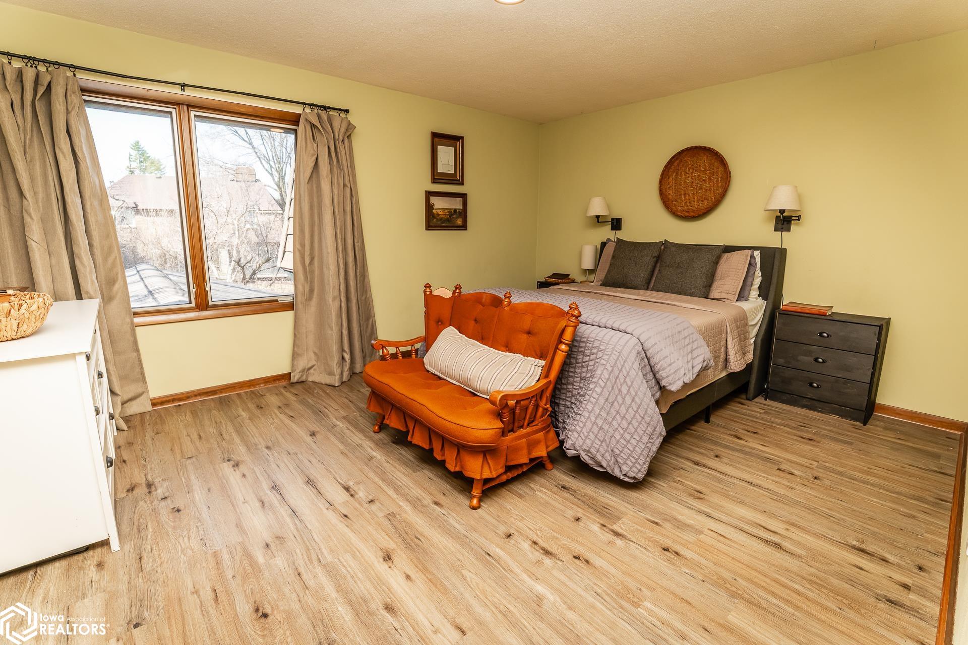 1717 Country Club Place, Marshalltown, Iowa image 40