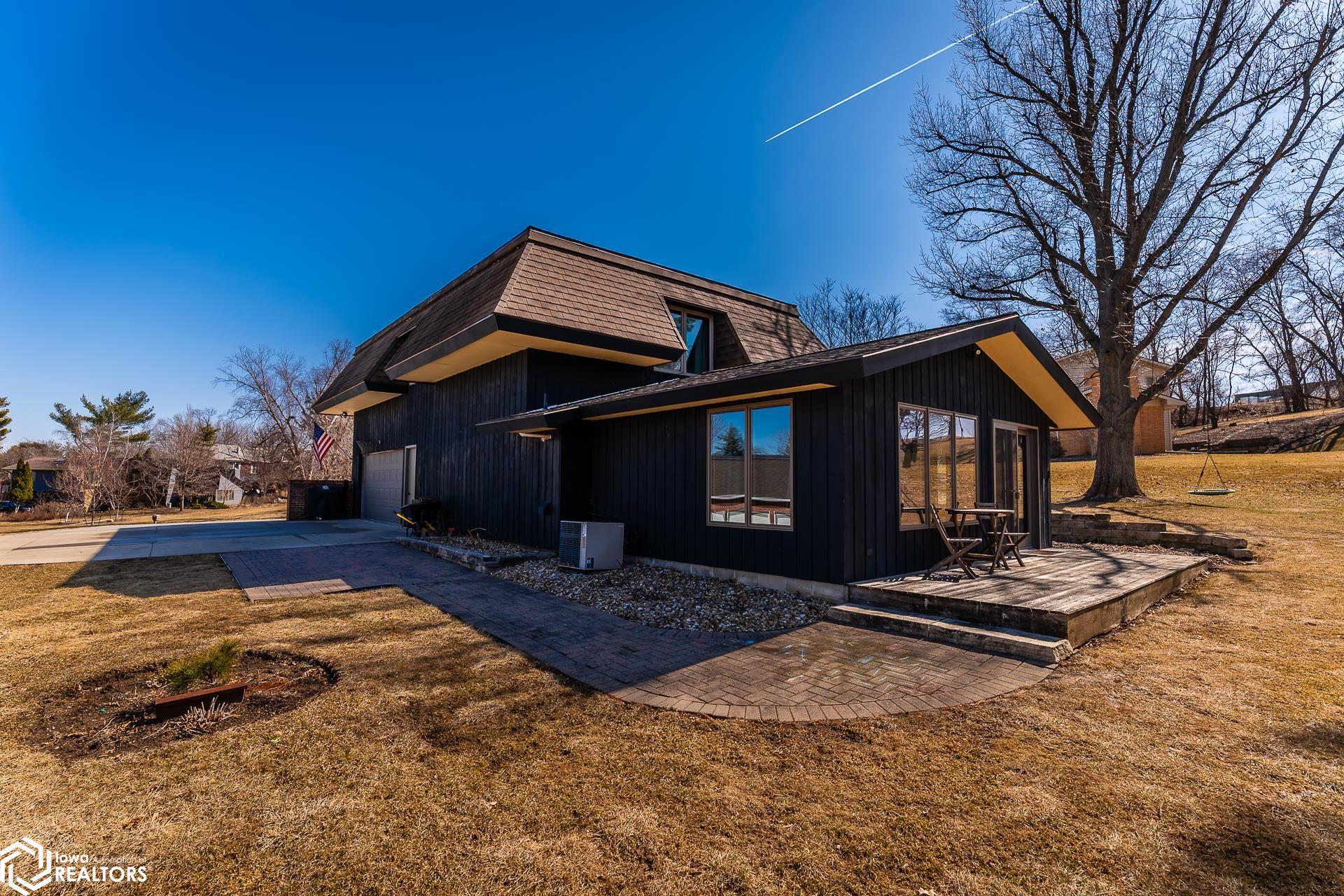 1717 Country Club Place, Marshalltown, Iowa image 10