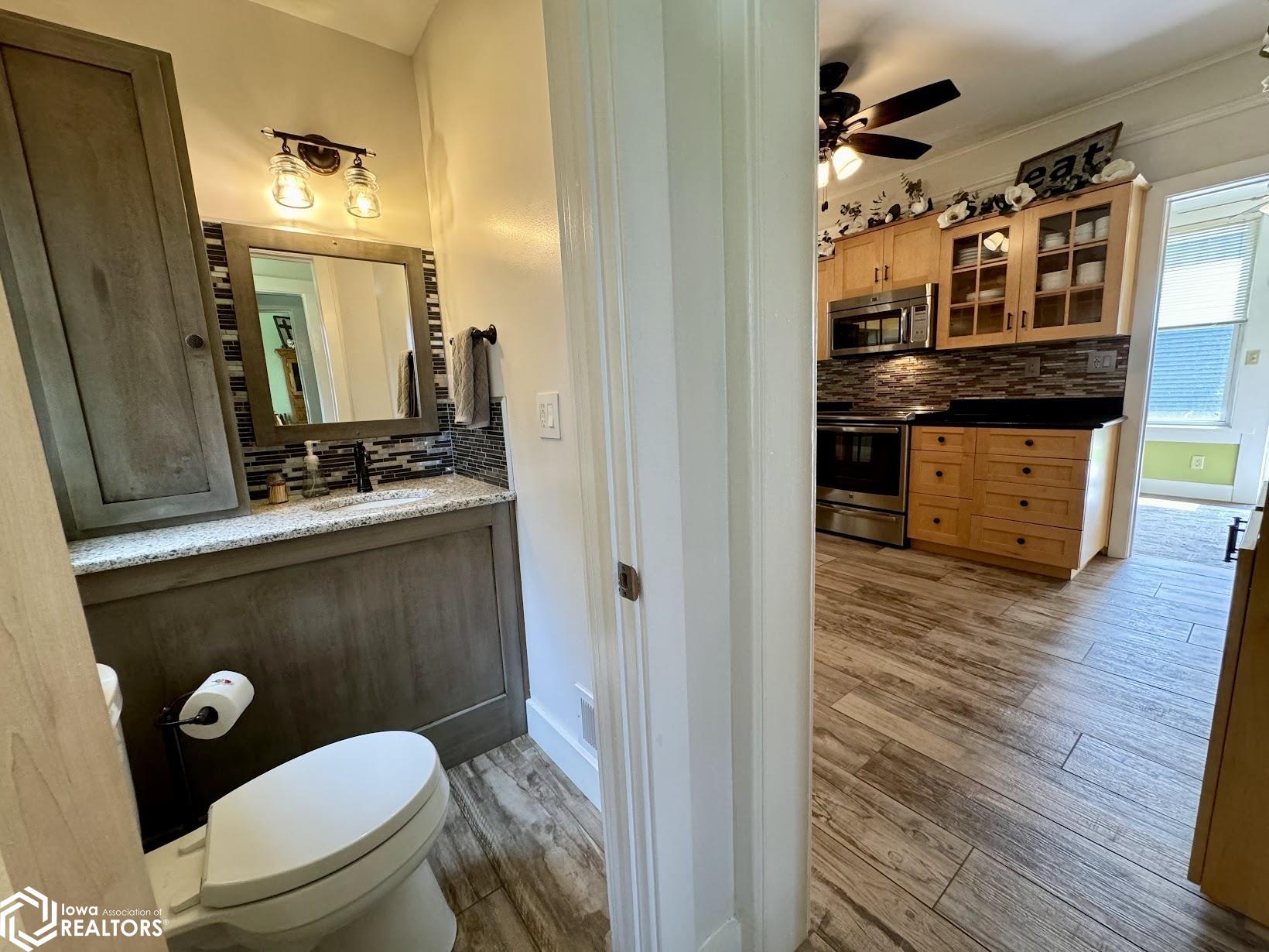 2072 Highland Avenue, Burlington, Iowa image 11