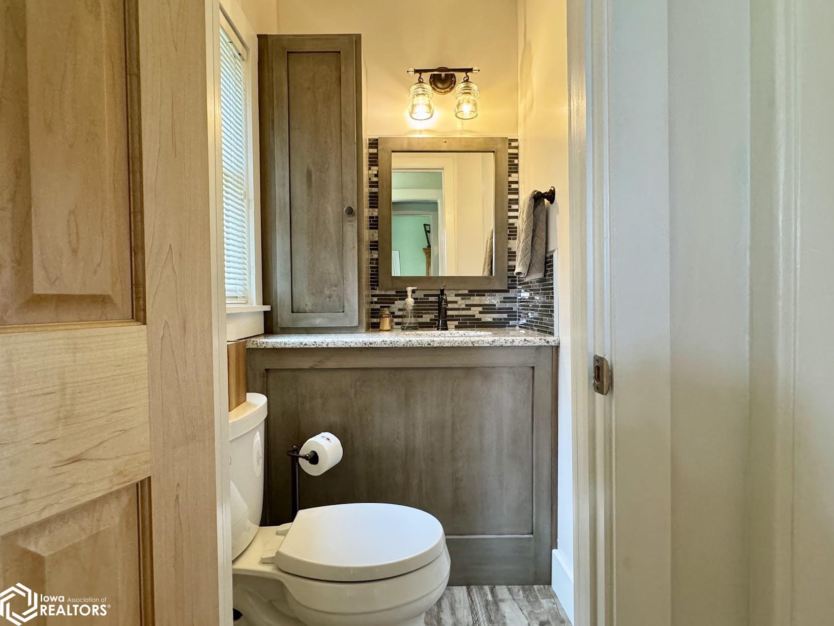 2072 Highland Avenue, Burlington, Iowa image 12