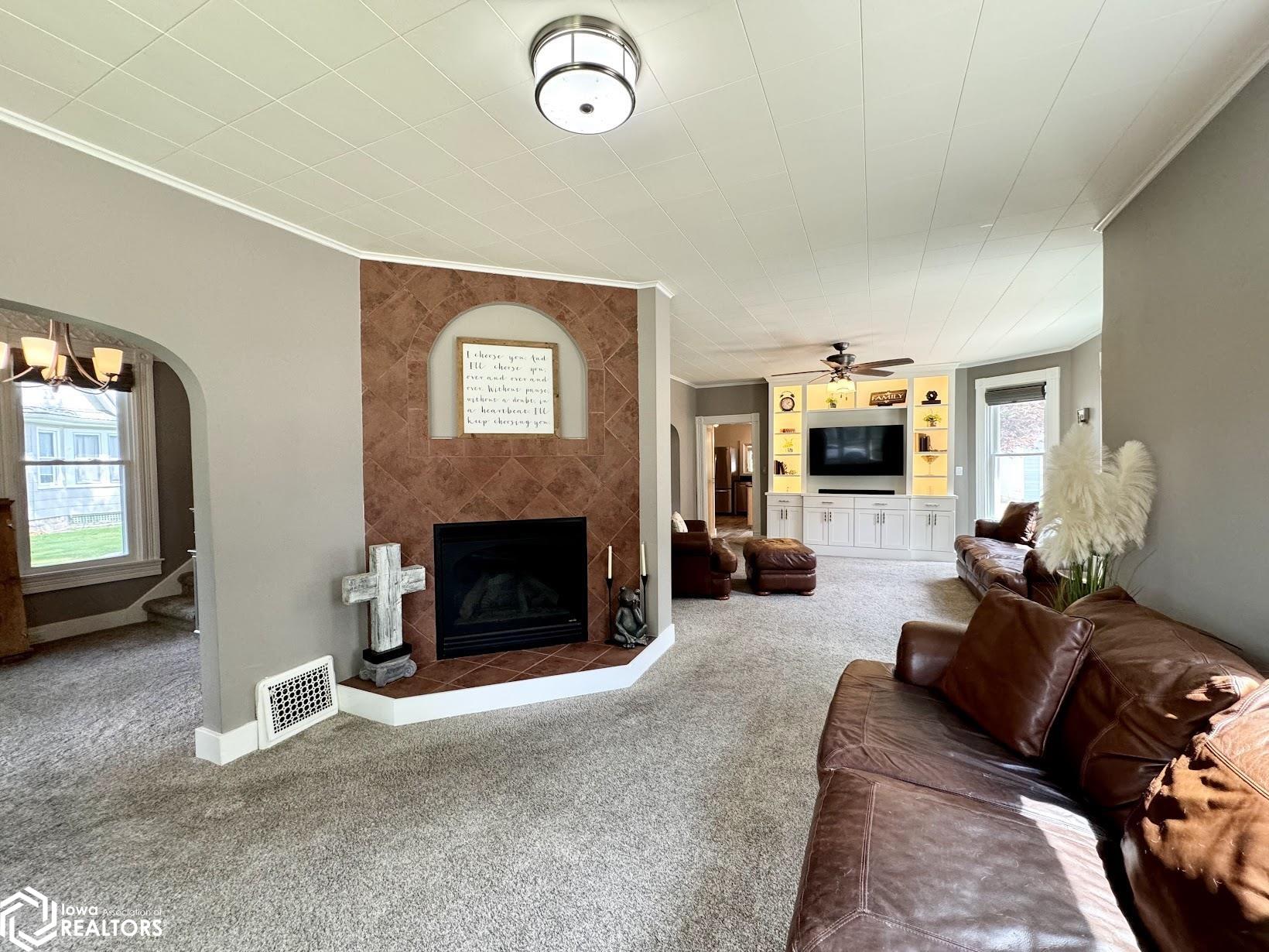 2072 Highland Avenue, Burlington, Iowa image 18