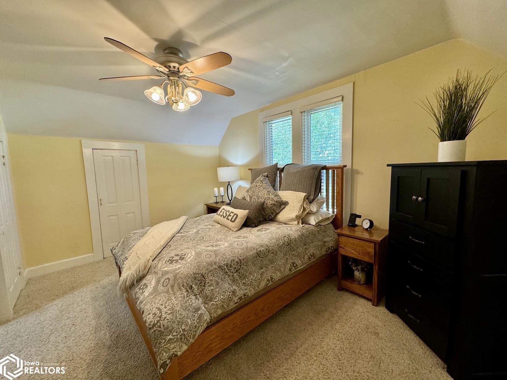2072 Highland Avenue, Burlington, Iowa image 27