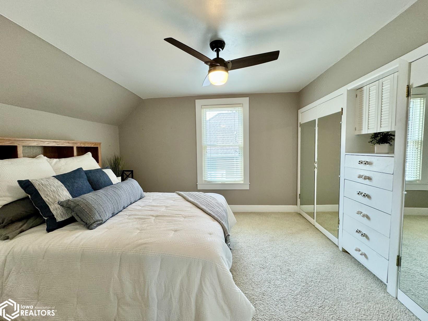 2072 Highland Avenue, Burlington, Iowa image 34