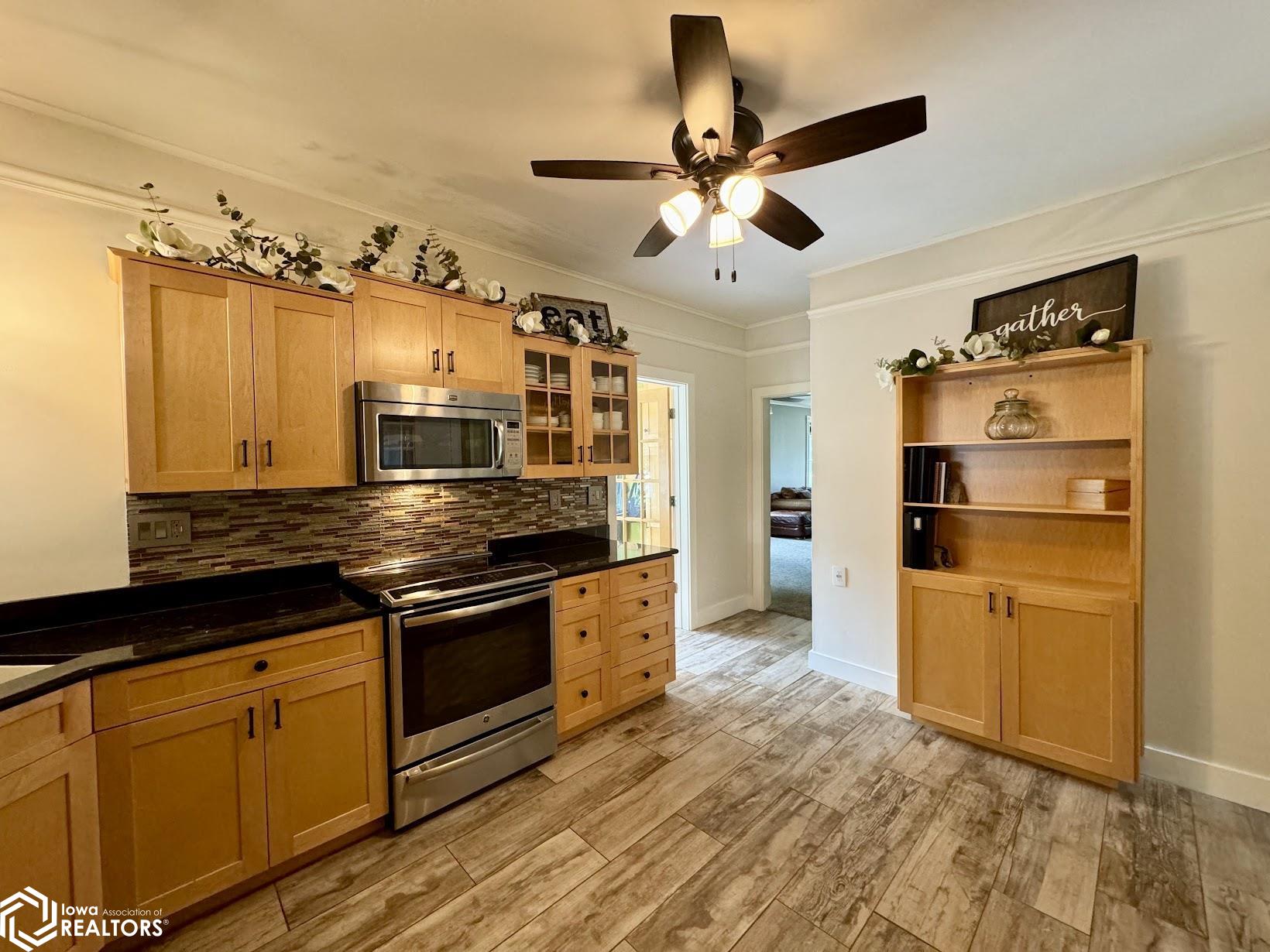 2072 Highland Avenue, Burlington, Iowa image 10