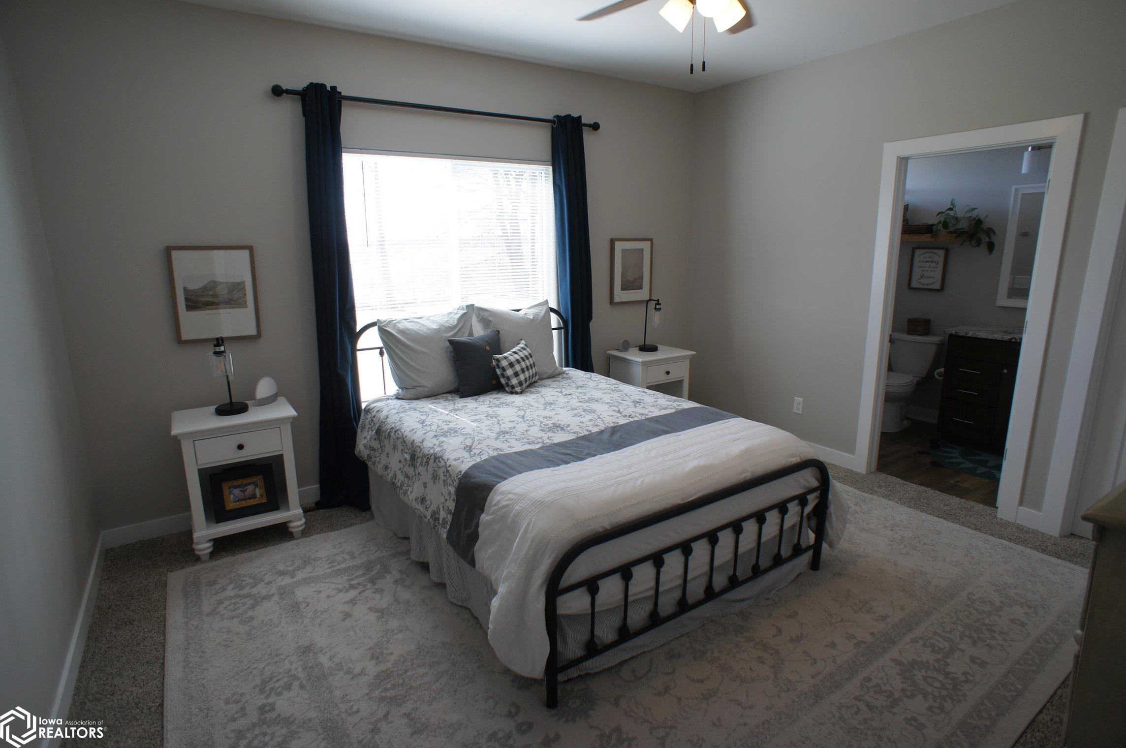 608 Oakwood Drive, Webster City, Iowa image 15