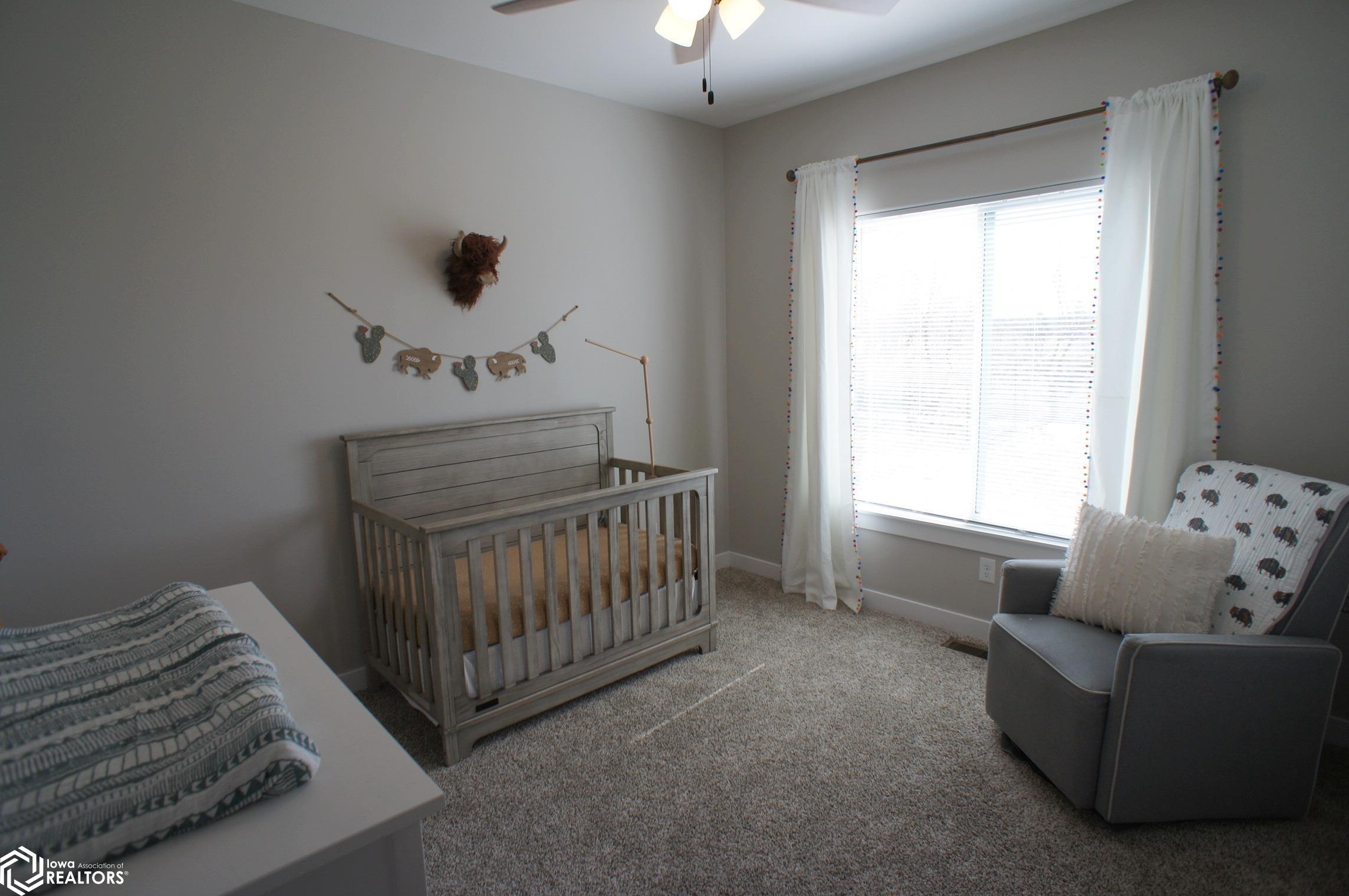 608 Oakwood Drive, Webster City, Iowa image 19